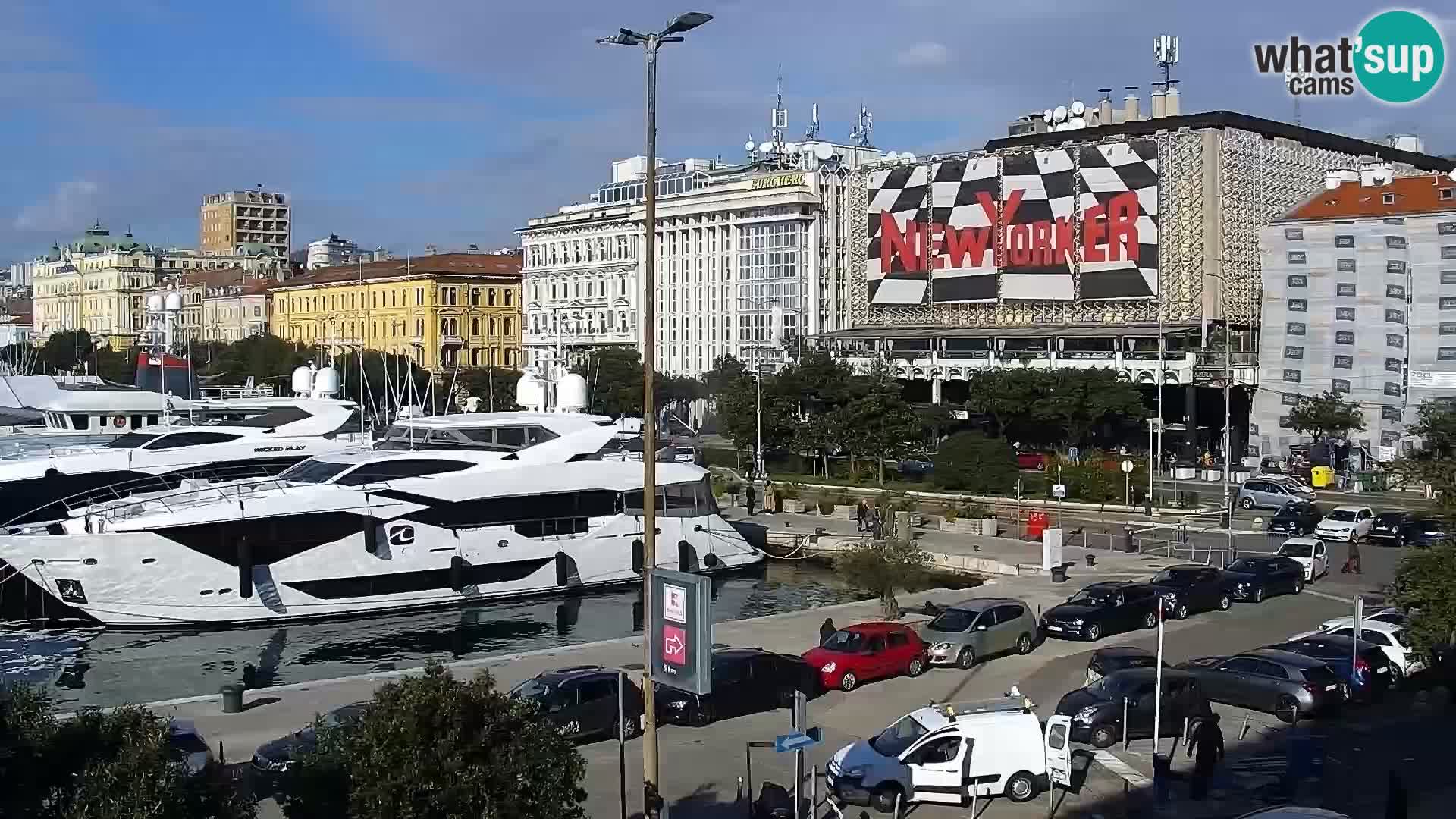 Riva in Marina v Reki – Spletna kamera v živo Hrvaška