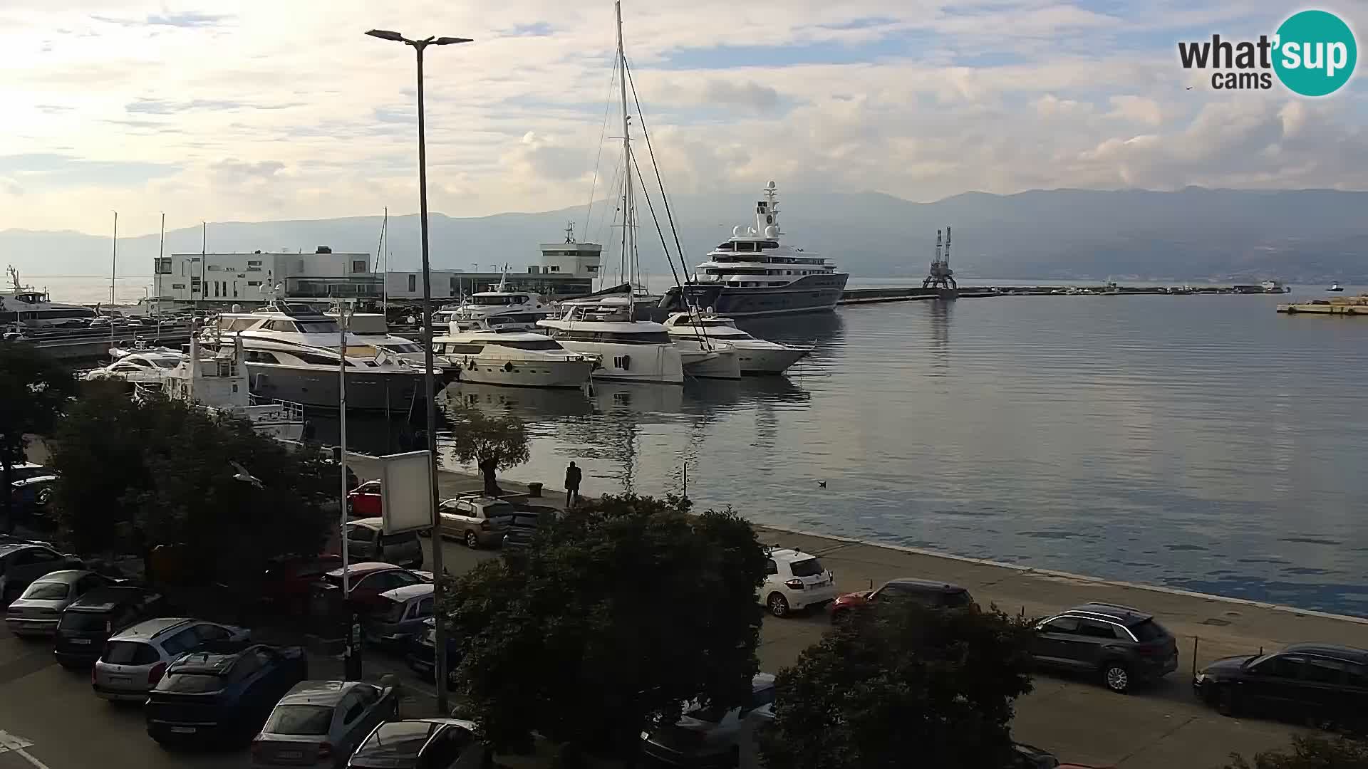 La Riva y Marina en Rijeka – Webcam en vivo Croacia