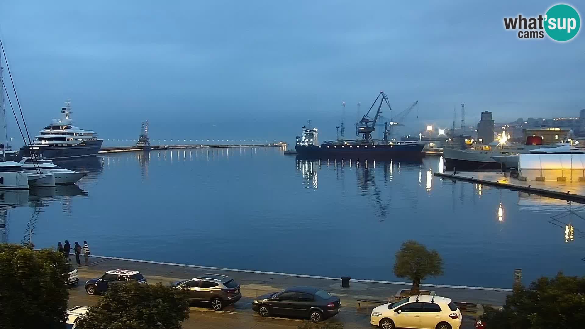 La Riva y Marina en Rijeka – Webcam en vivo Croacia