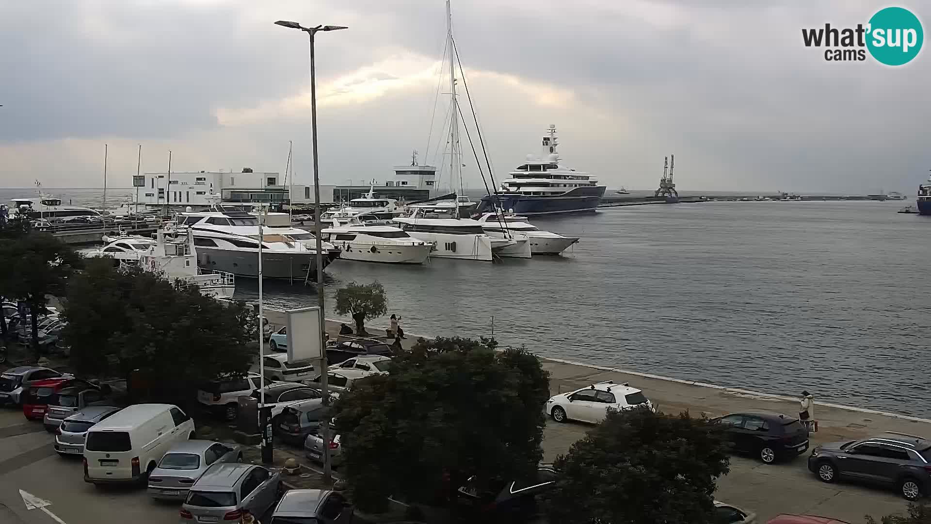 La Riva y Marina en Rijeka – Webcam en vivo Croacia