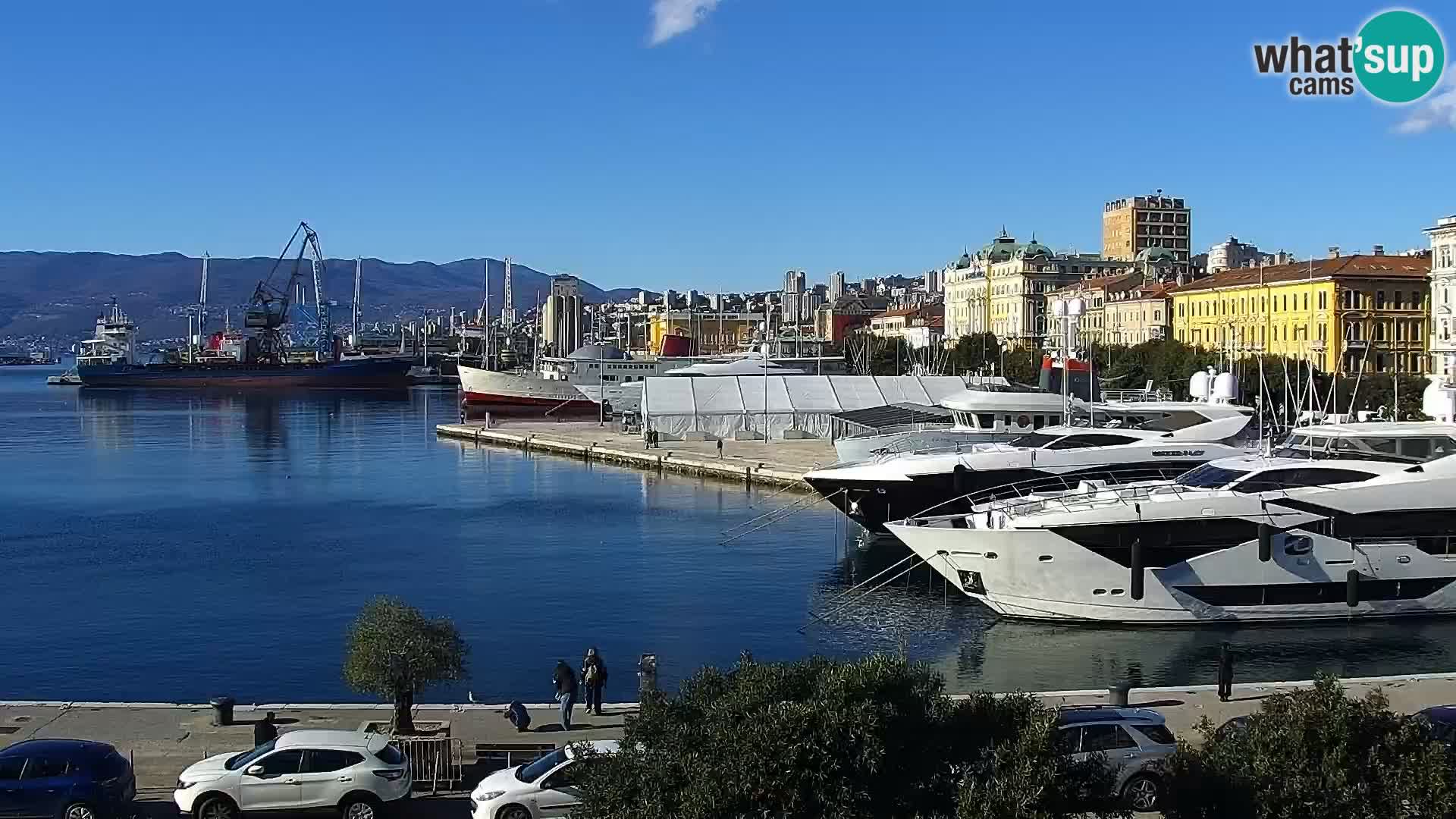 Riva in Marina v Reki – Spletna kamera v živo Hrvaška