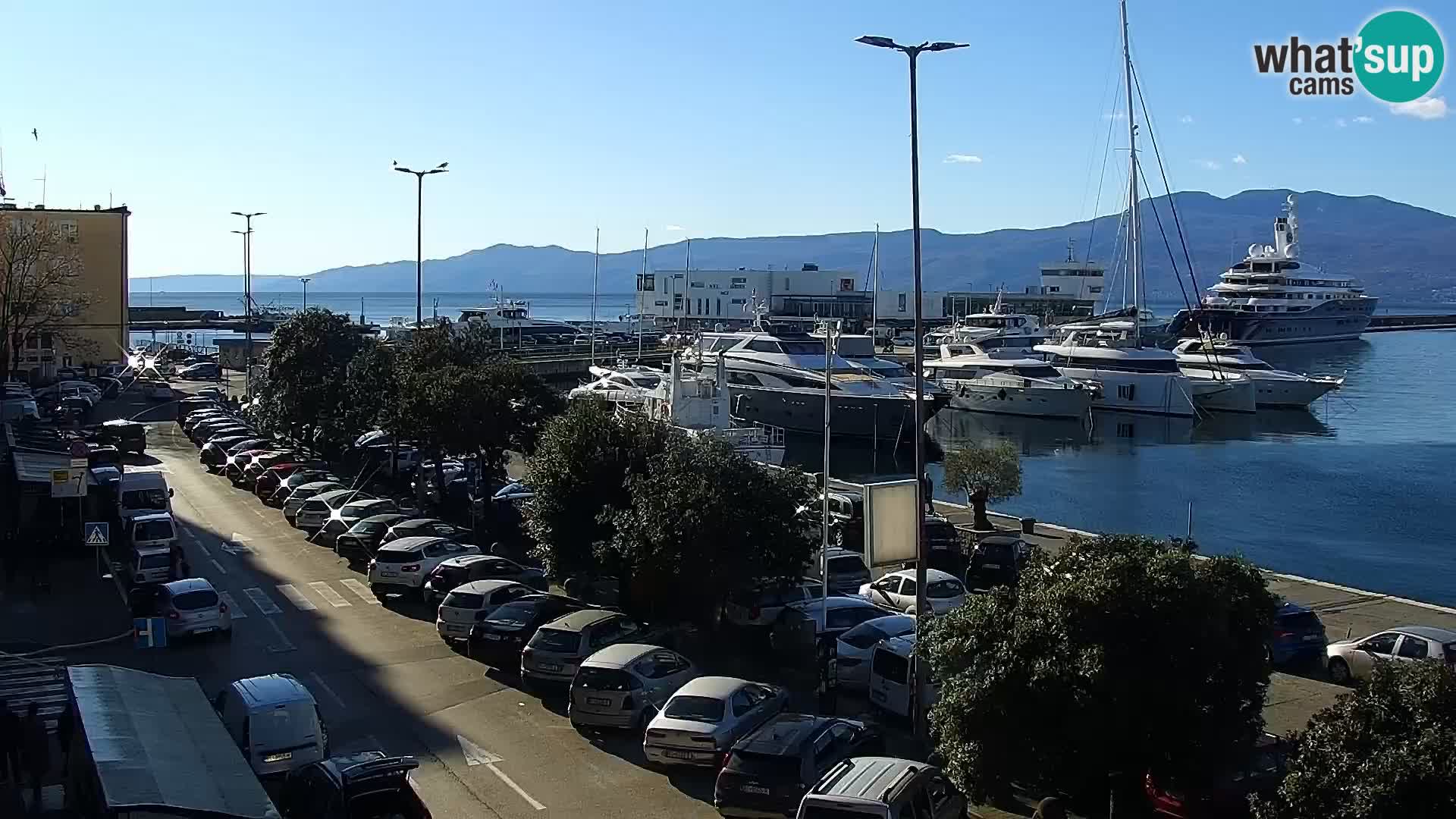 La Riva y Marina en Rijeka – Webcam en vivo Croacia