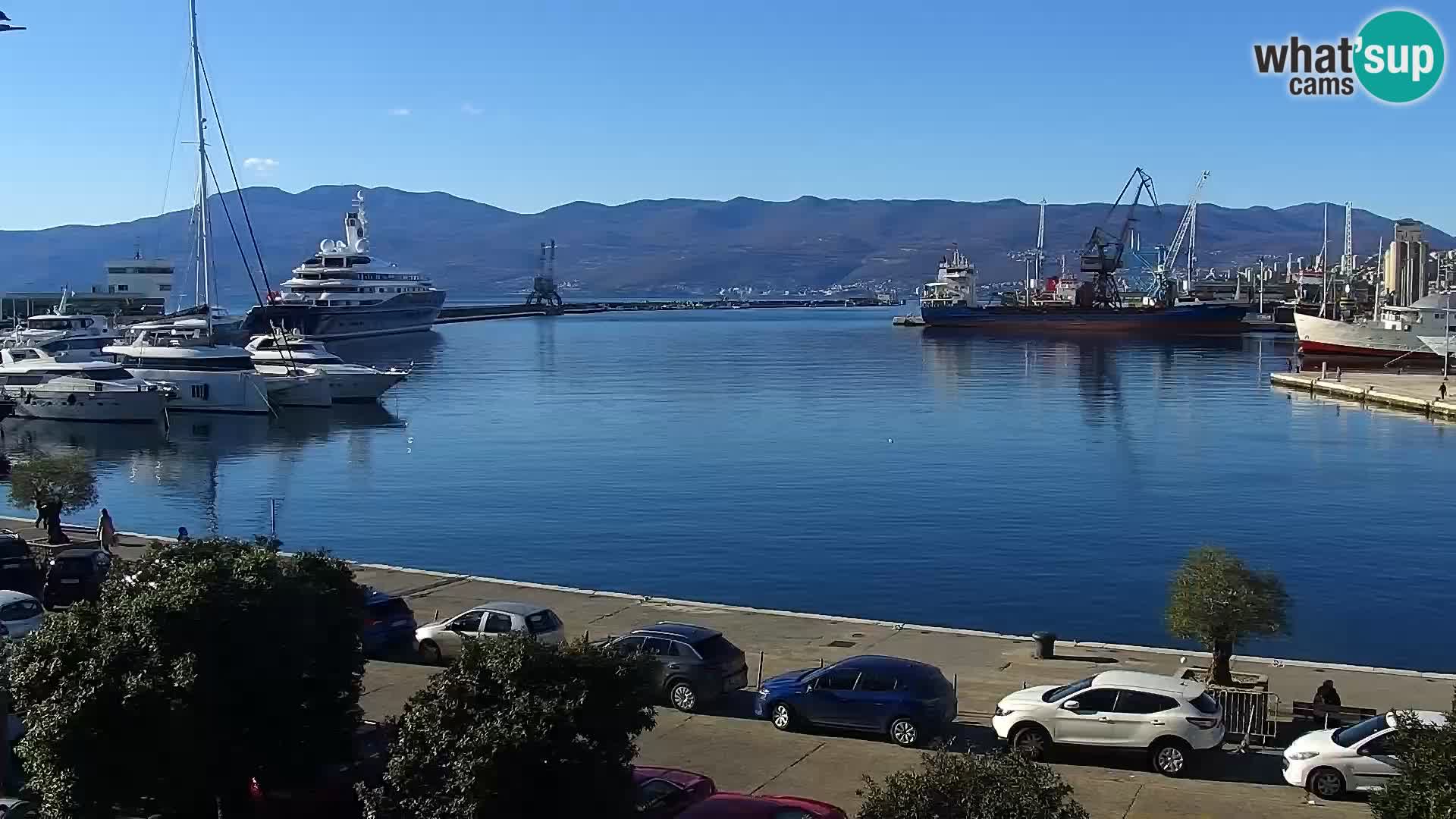 La Riva y Marina en Rijeka – Webcam en vivo Croacia