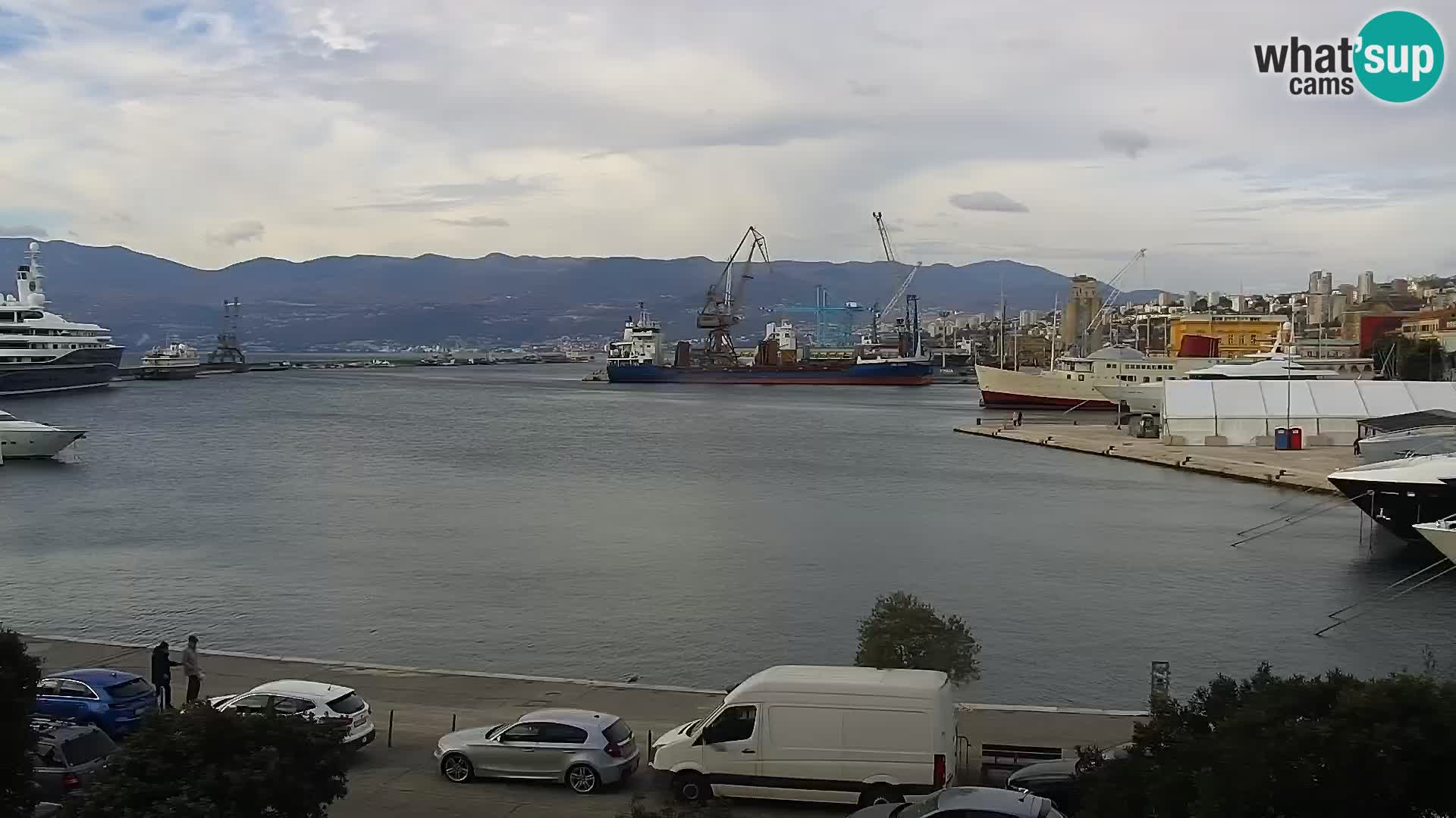 La Riva y Marina en Rijeka – Webcam en vivo Croacia