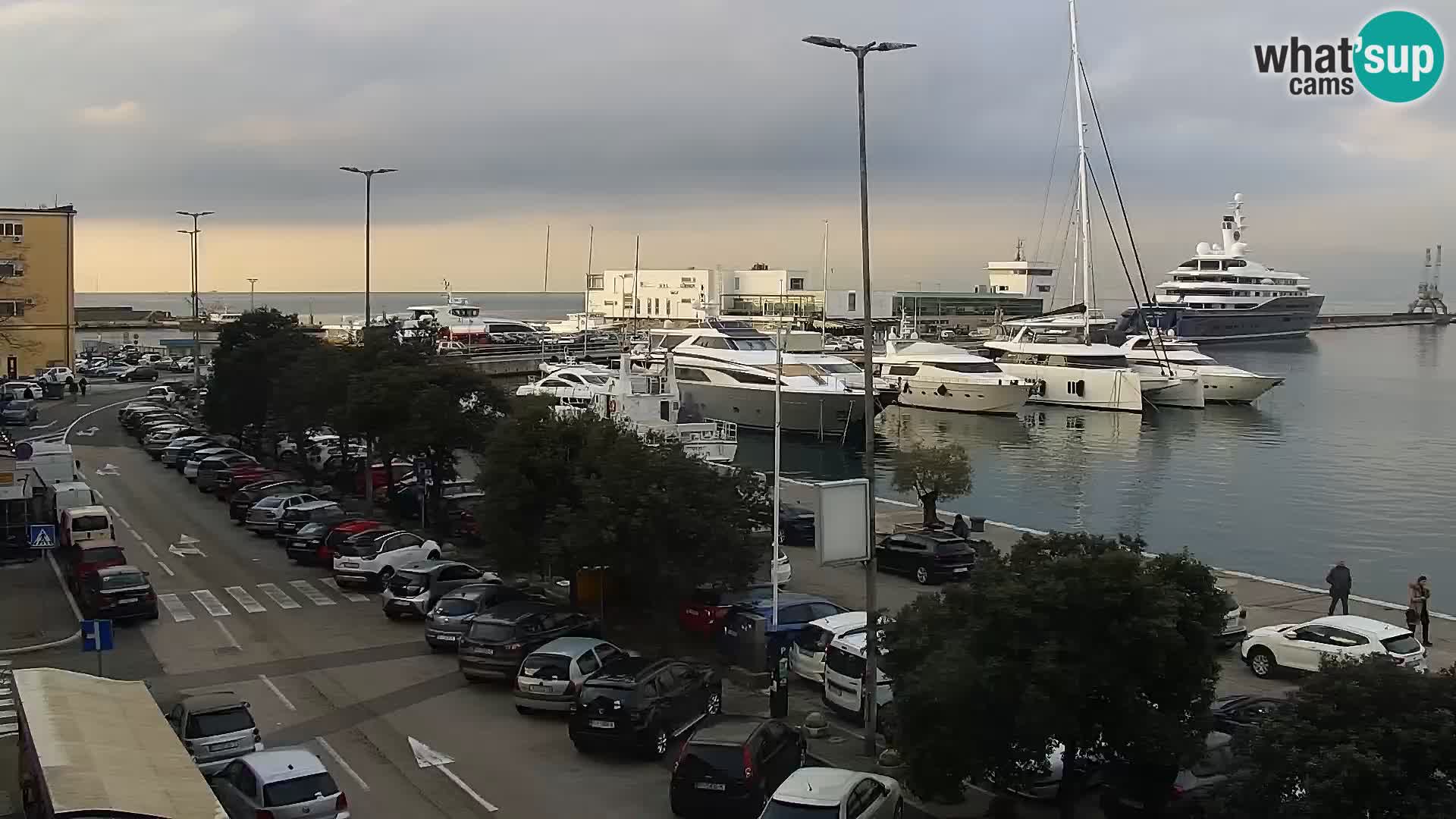 La Riva e la Marina a Rijeka (Fiume) – Live Webcam Croazia