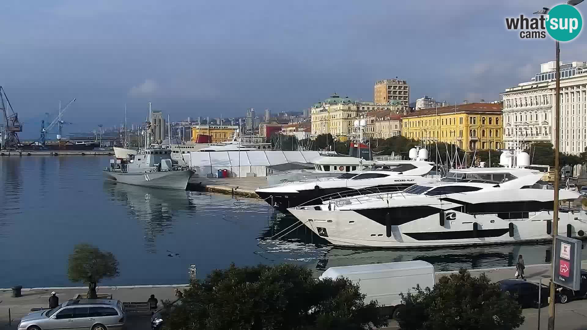 Riva i Marina u Rijeci – Web kamera uživo u Hrvatskoj