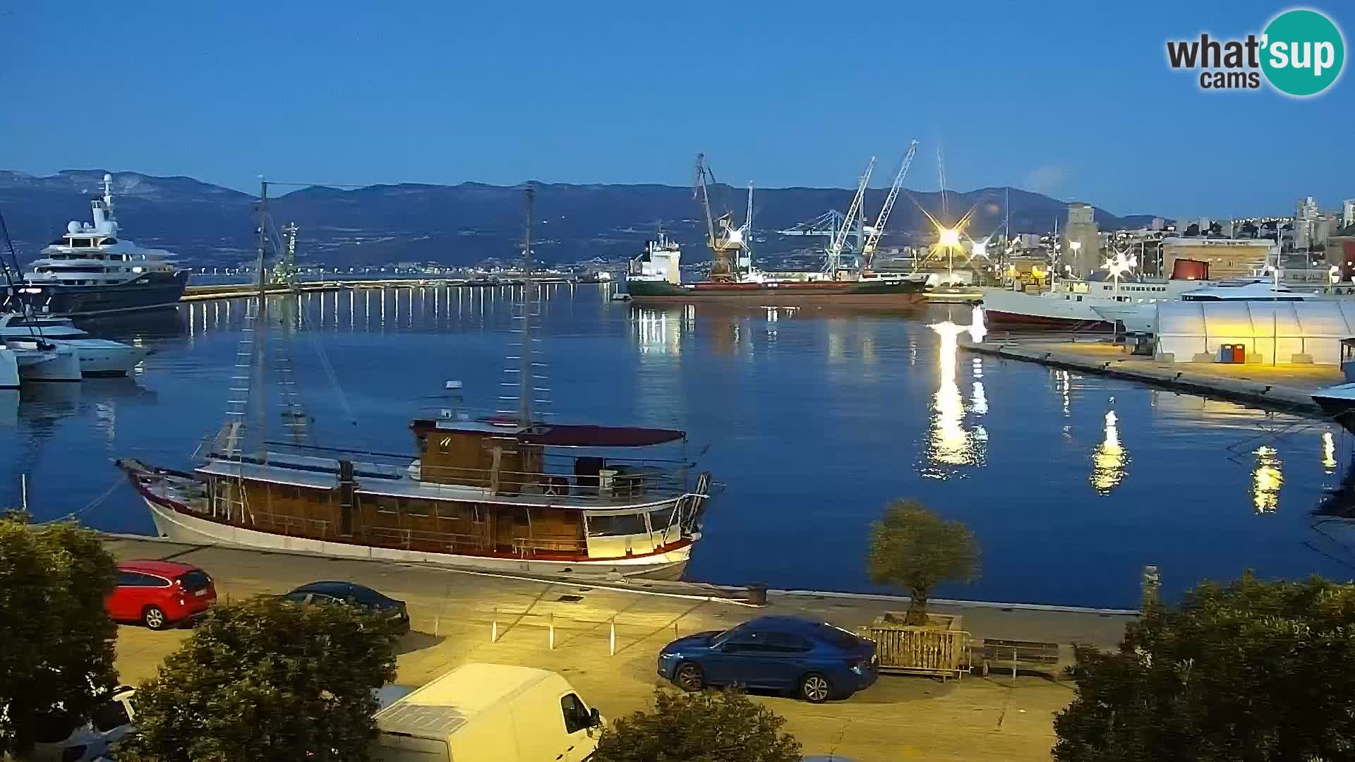 La Riva e la Marina a Rijeka (Fiume) – Live Webcam Croazia