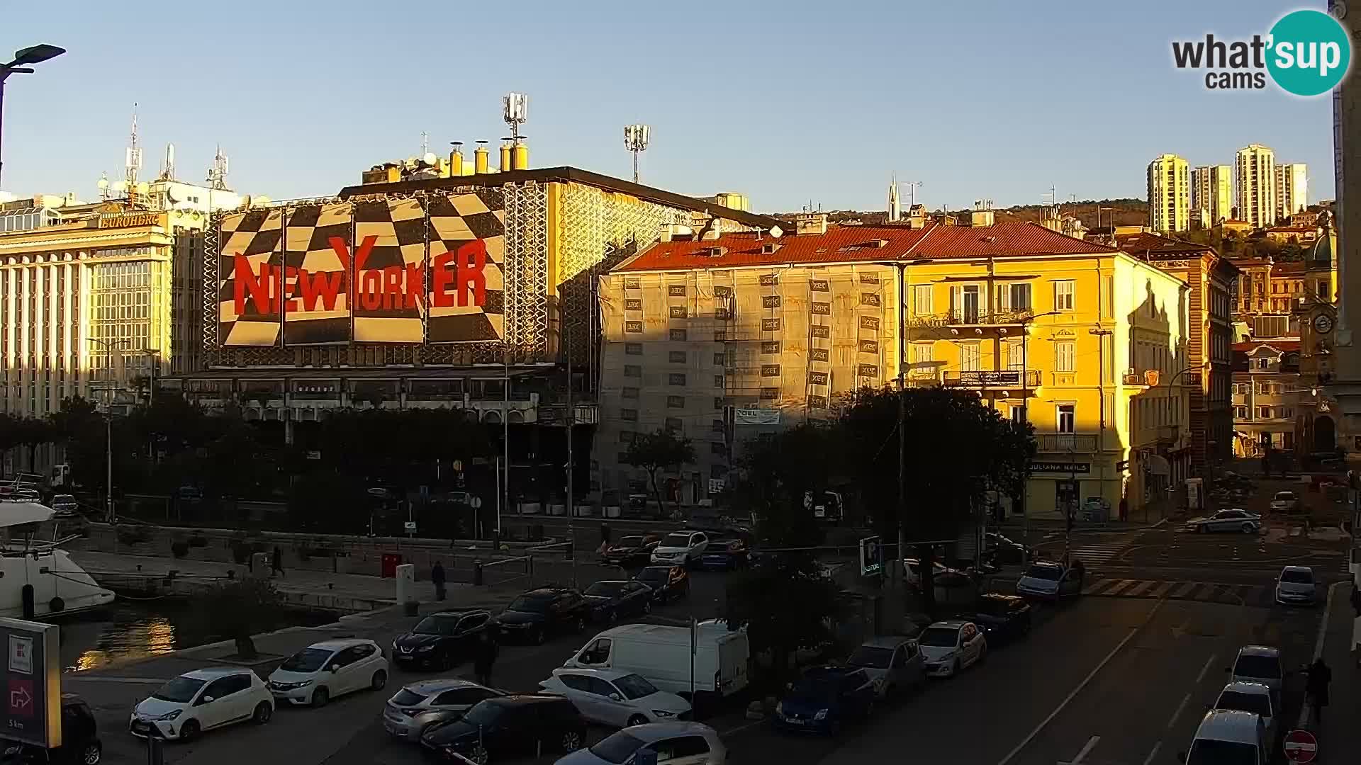 La Riva y Marina en Rijeka – Webcam en vivo Croacia