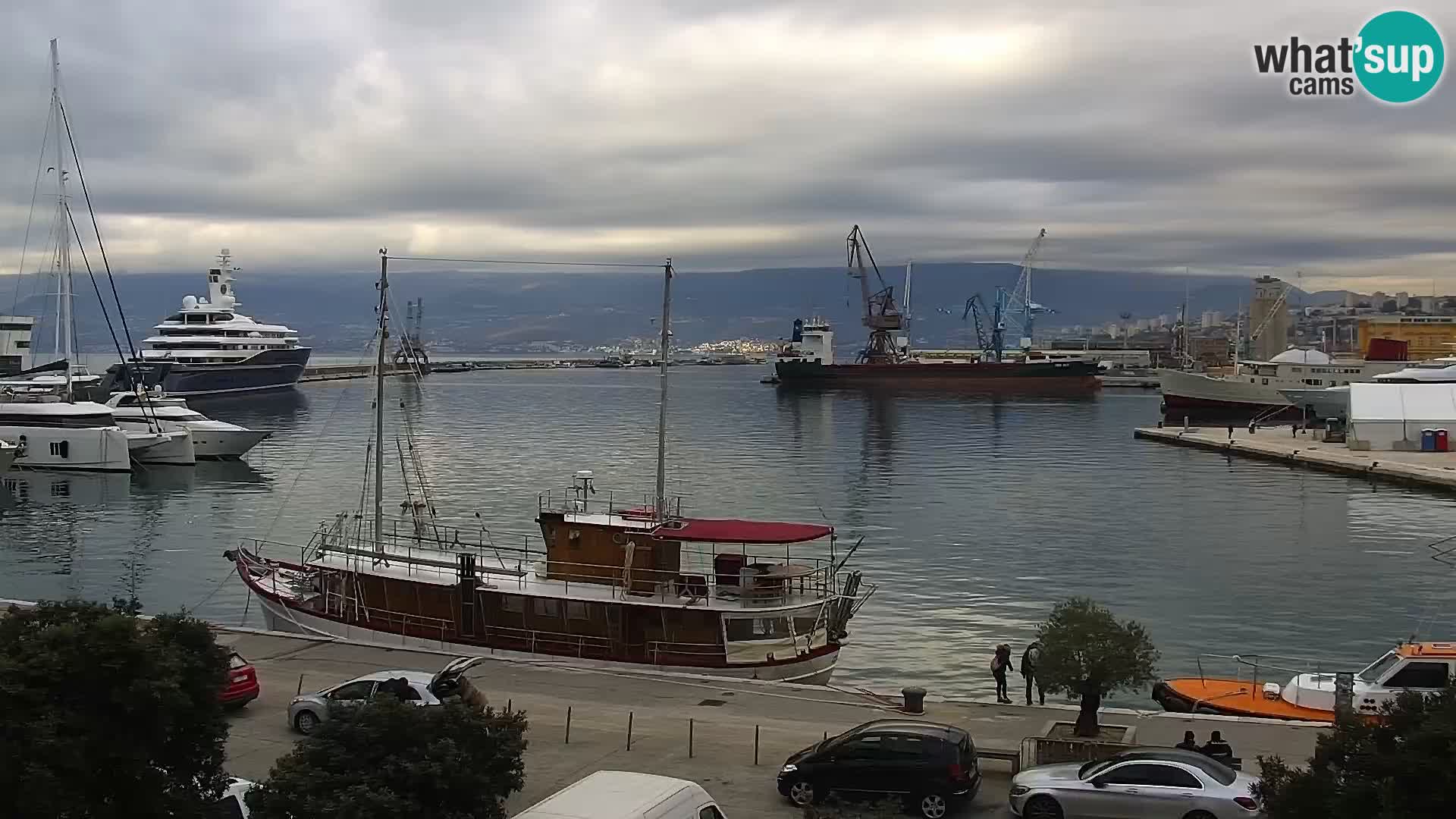 La Riva et Marina à Rijeka – Live Webcam Croatie