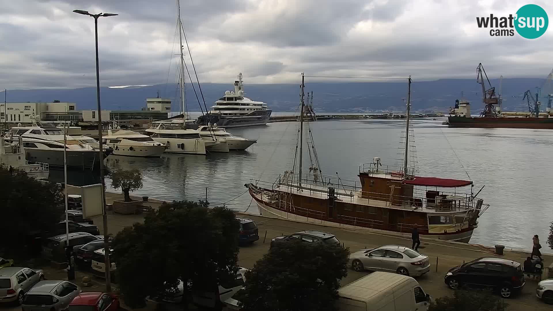 La Riva e la Marina a Rijeka (Fiume) – Live Webcam Croazia