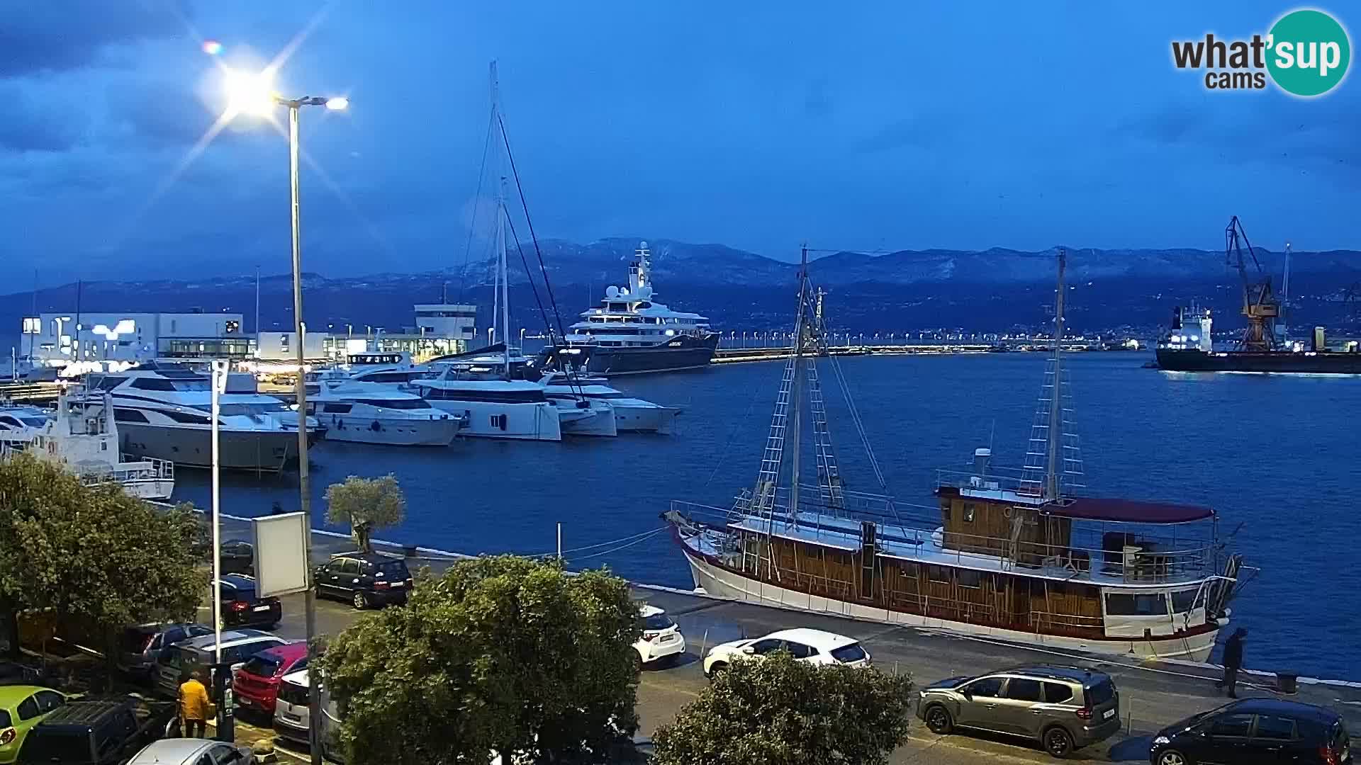 Die Riva und Marina in Rijeka – Live Webcam Kroatien