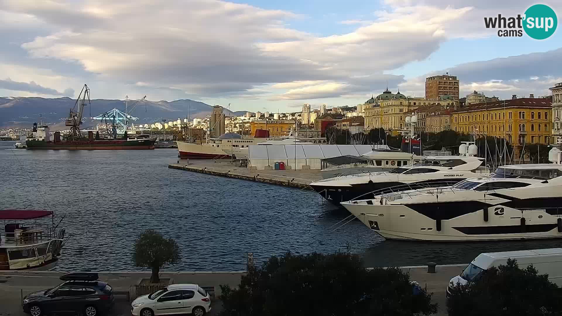 La Riva et Marina à Rijeka – Live Webcam Croatie