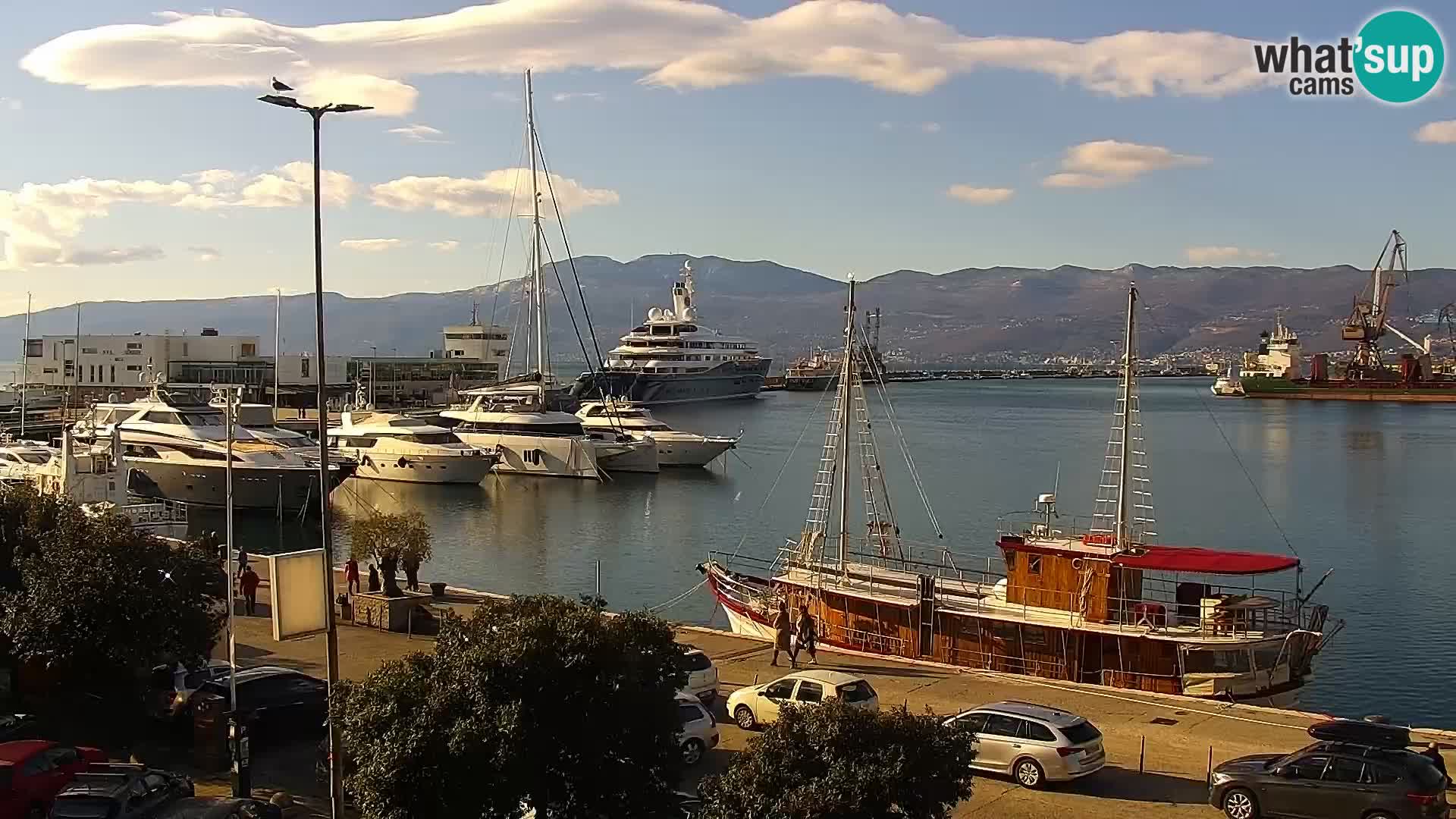 La Riva et Marina à Rijeka – Live Webcam Croatie