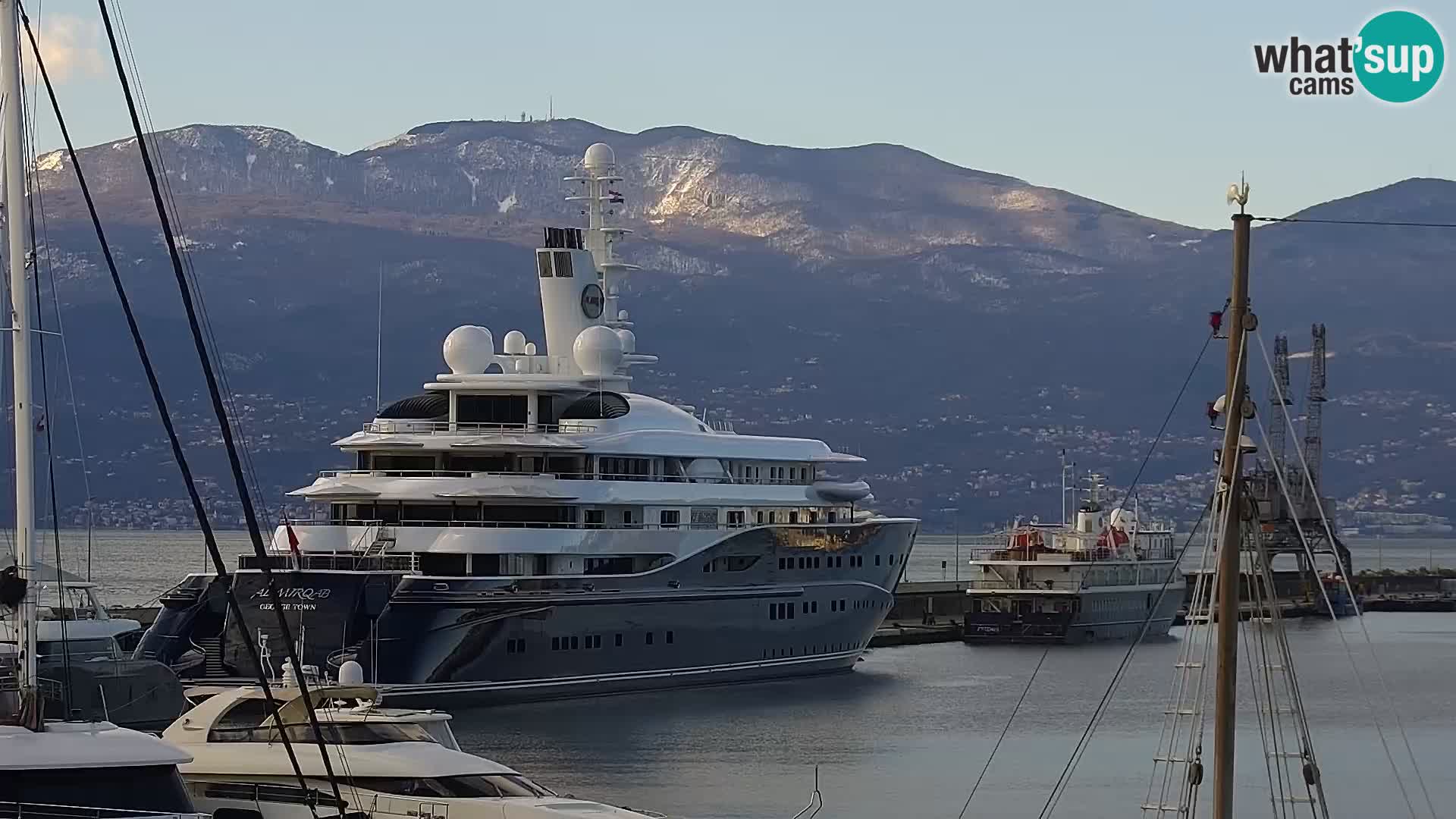 Die Riva und Marina in Rijeka – Live Webcam Kroatien