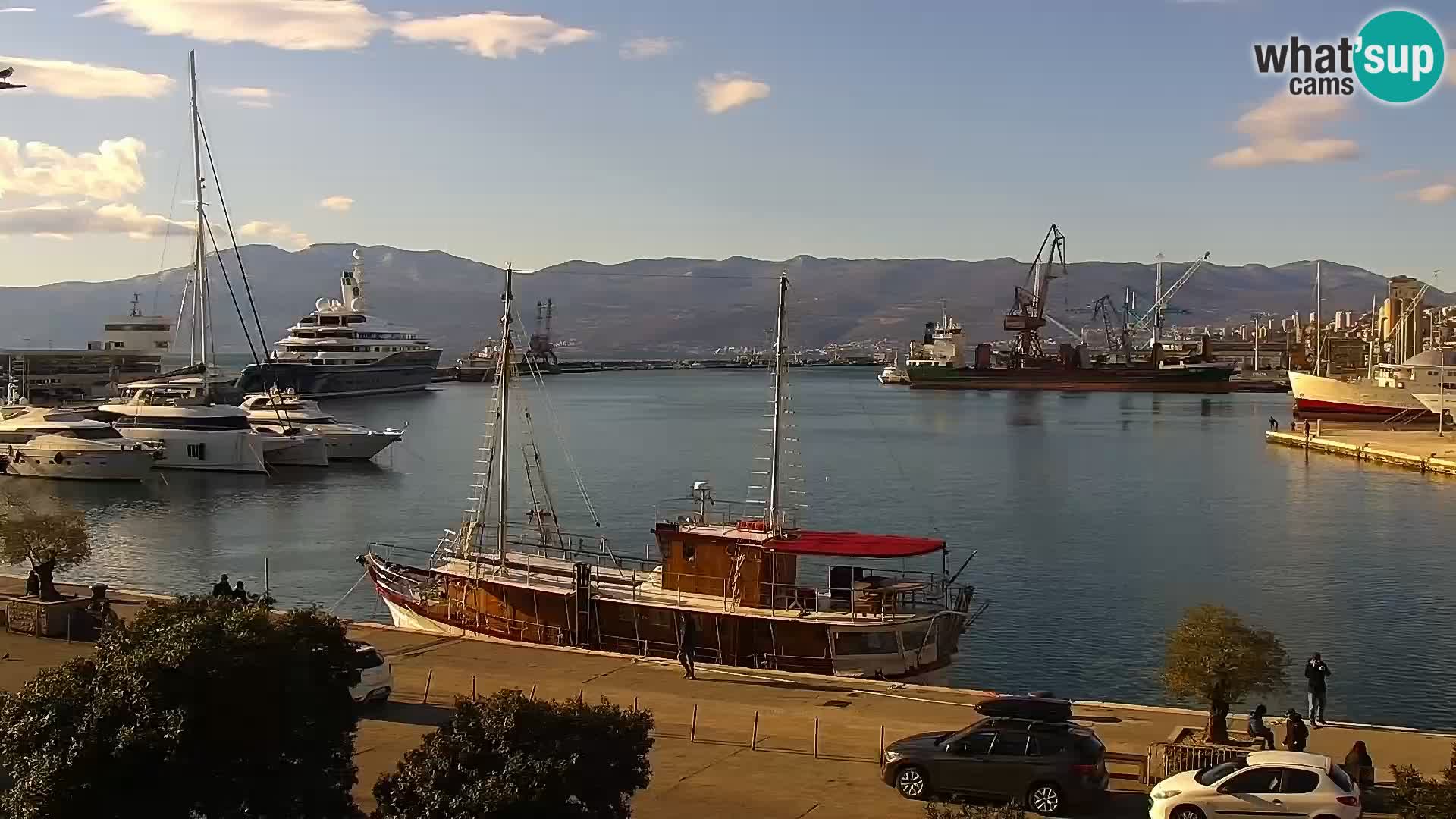 La Riva e la Marina a Rijeka (Fiume) – Live Webcam Croazia