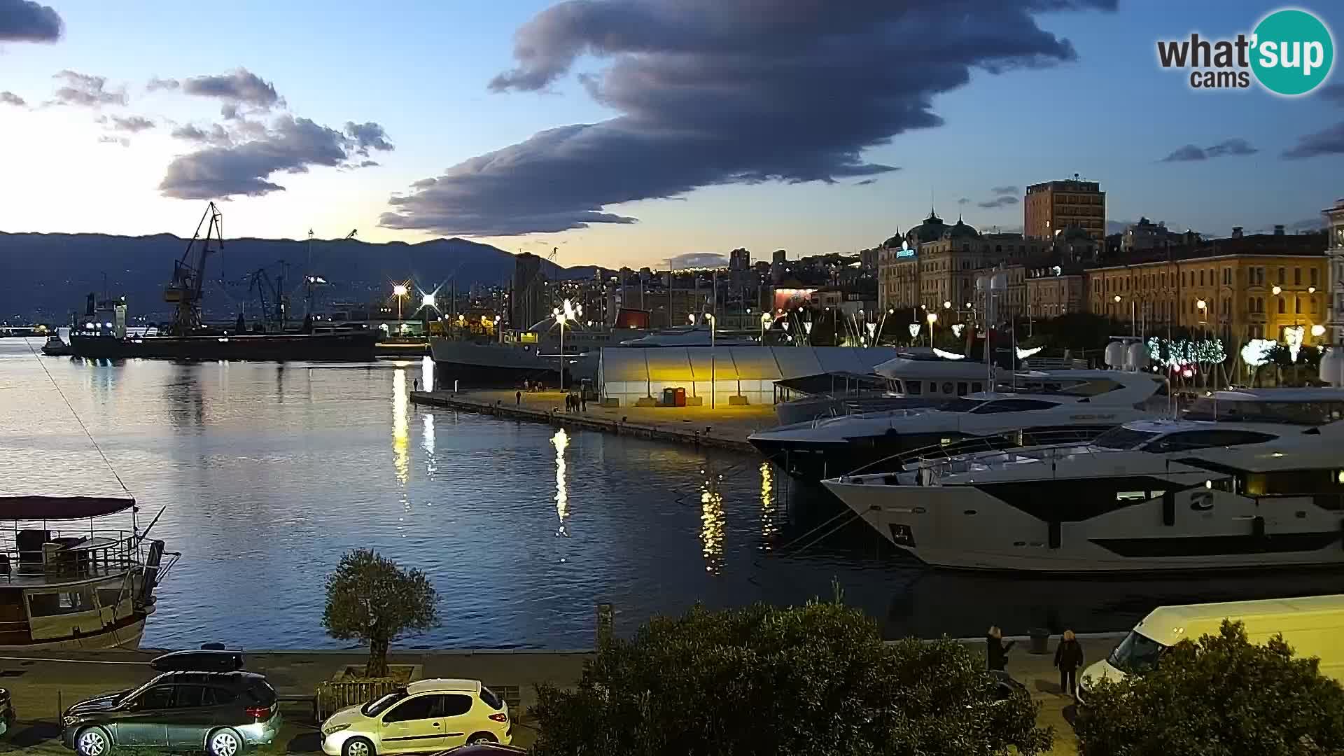 La Riva et Marina à Rijeka – Live Webcam Croatie