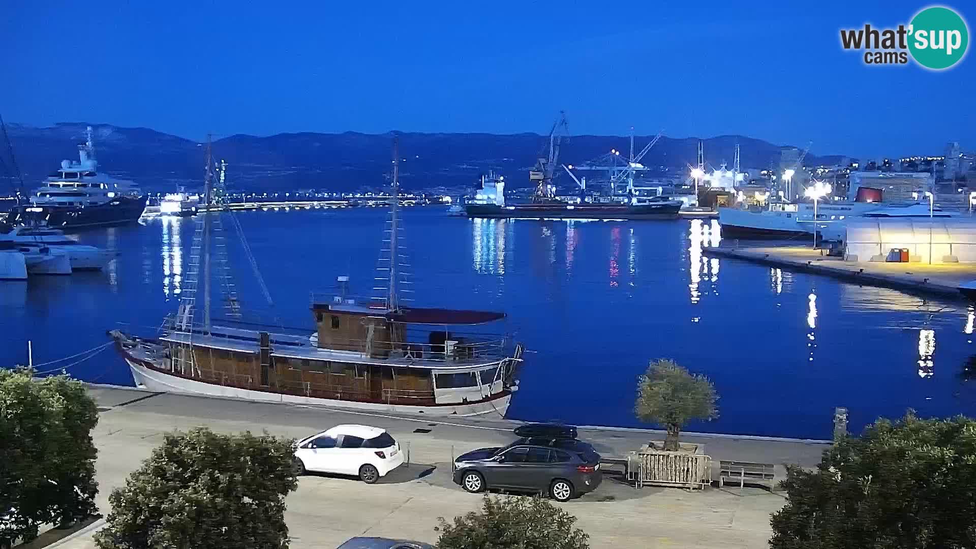 La Riva et Marina à Rijeka – Live Webcam Croatie