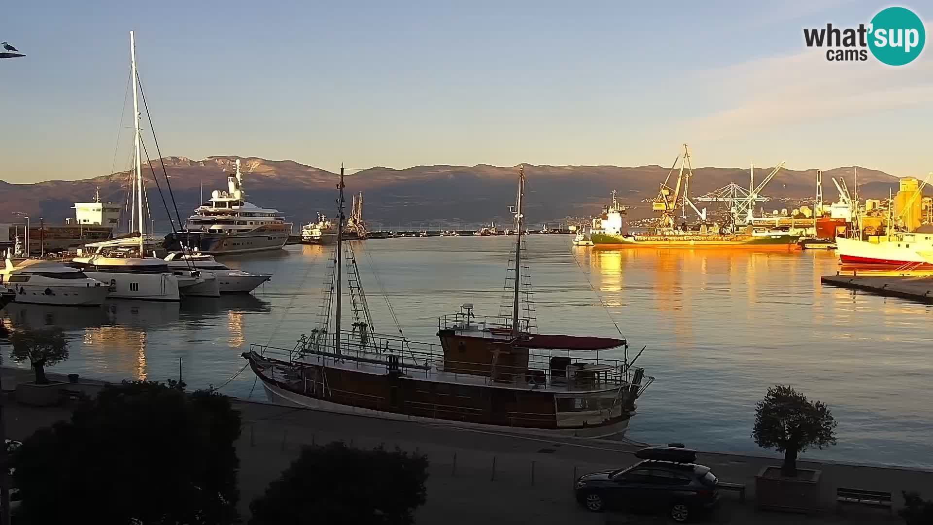 La Riva et Marina à Rijeka – Live Webcam Croatie