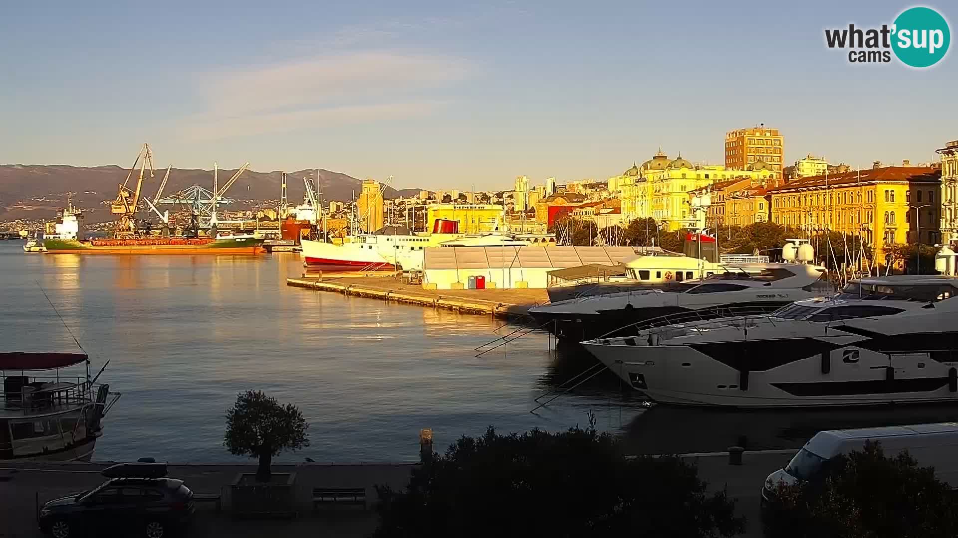 La Riva et Marina à Rijeka – Live Webcam Croatie