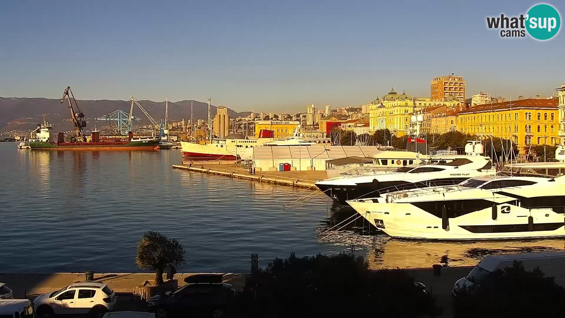 La Riva et Marina à Rijeka – Live Webcam Croatie