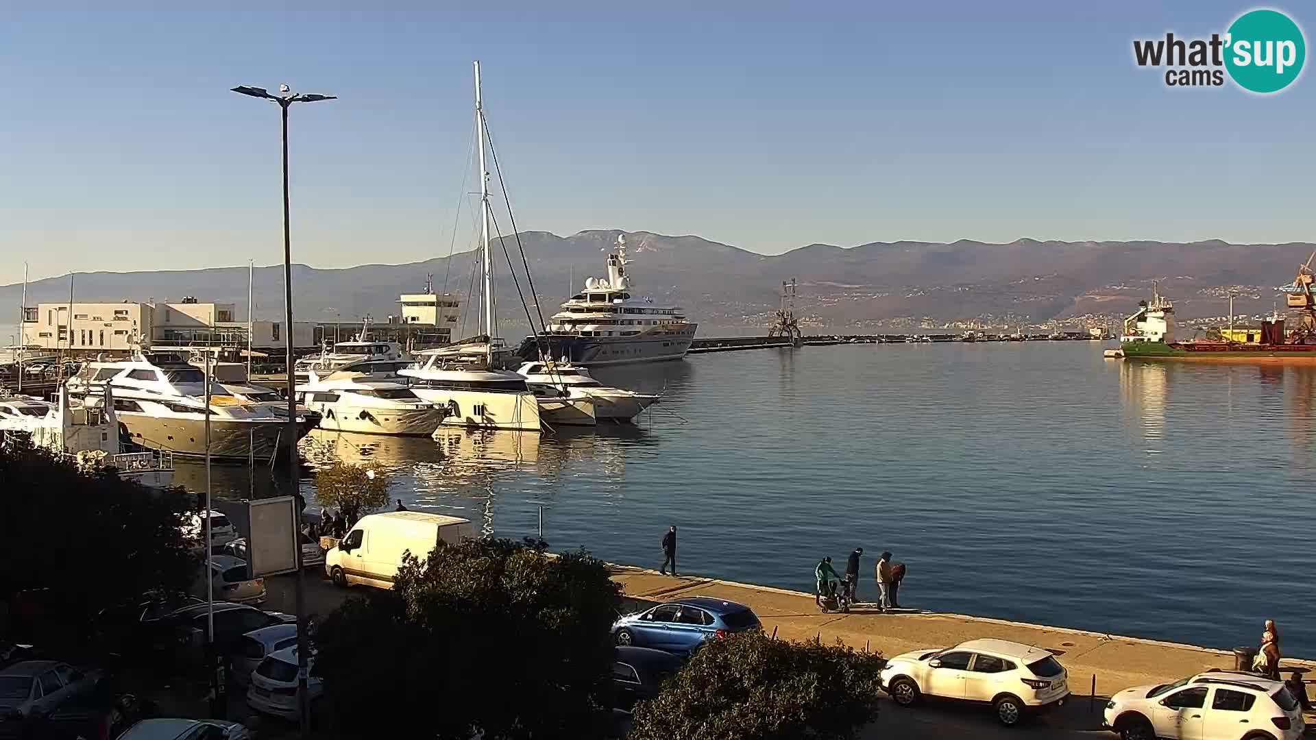 La Riva y Marina en Rijeka – Webcam en vivo Croacia