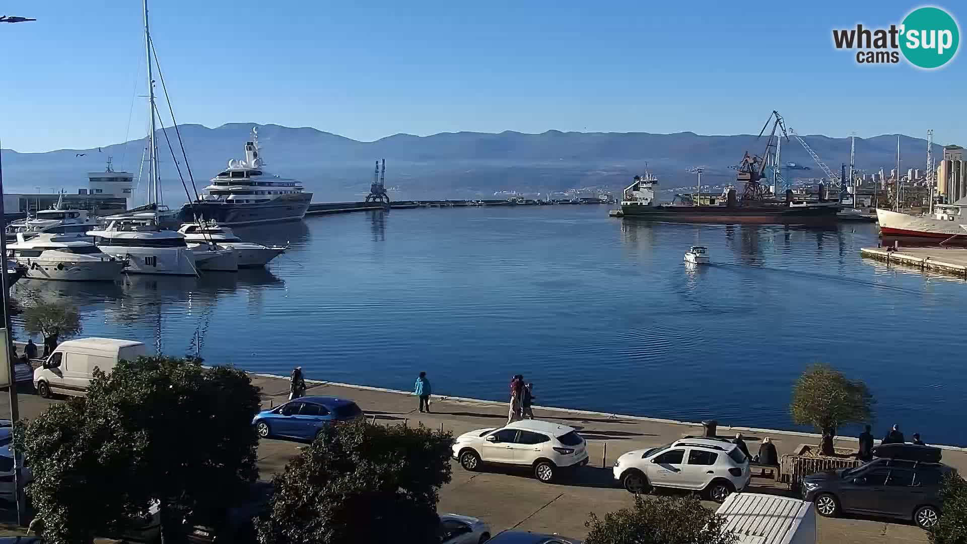 La Riva y Marina en Rijeka – Webcam en vivo Croacia