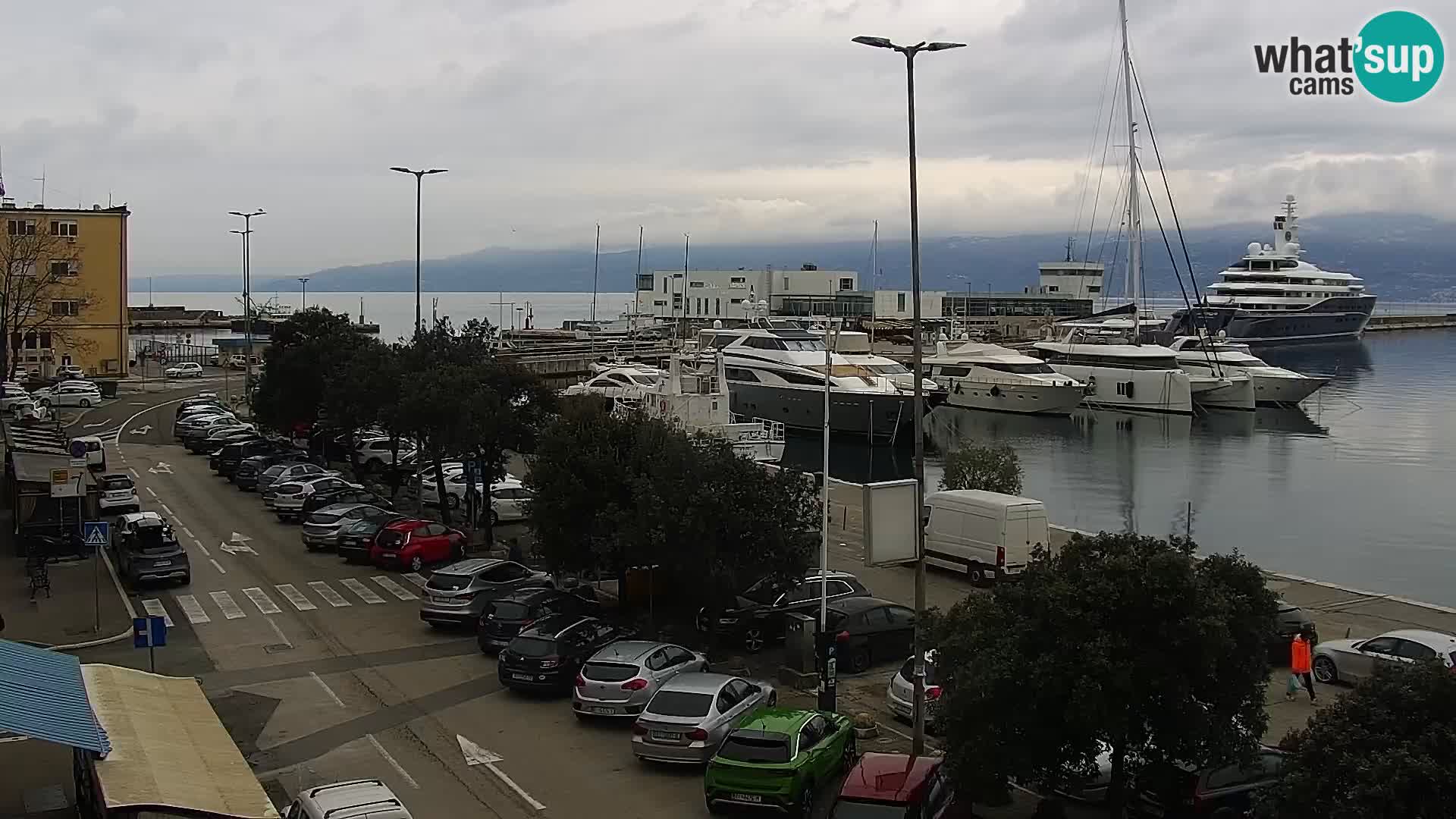 La Riva y Marina en Rijeka – Webcam en vivo Croacia