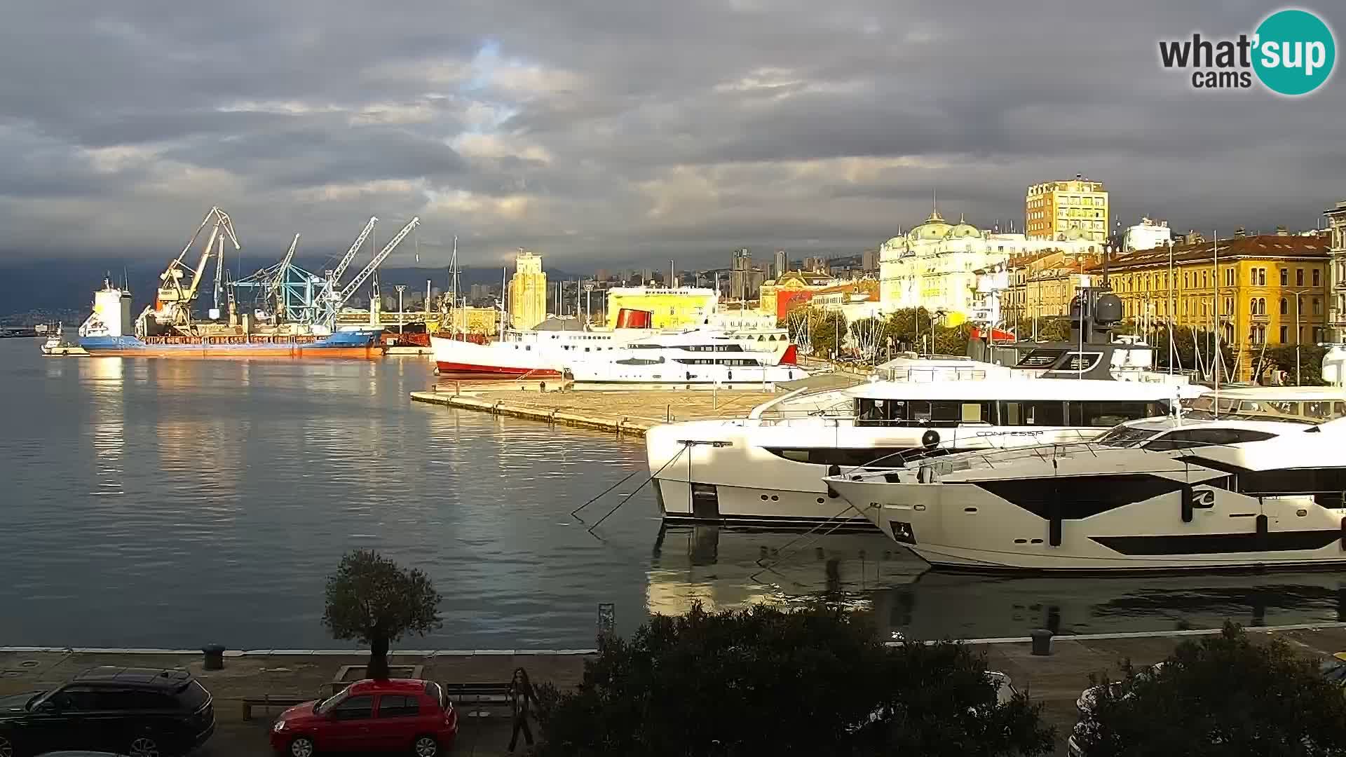 La Riva et Marina à Rijeka – Live Webcam Croatie