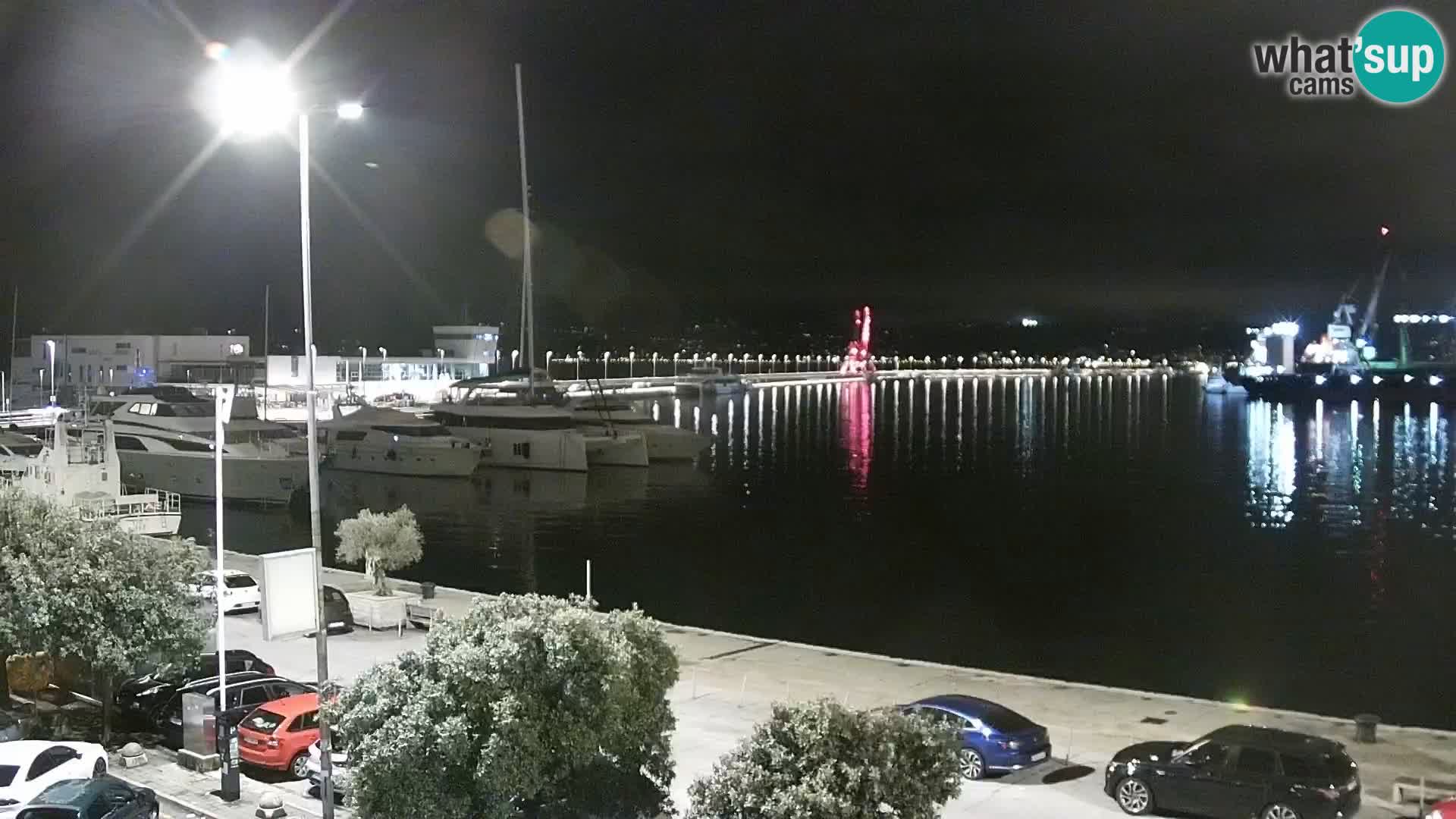 Riva in Marina v Reki – Spletna kamera v živo Hrvaška