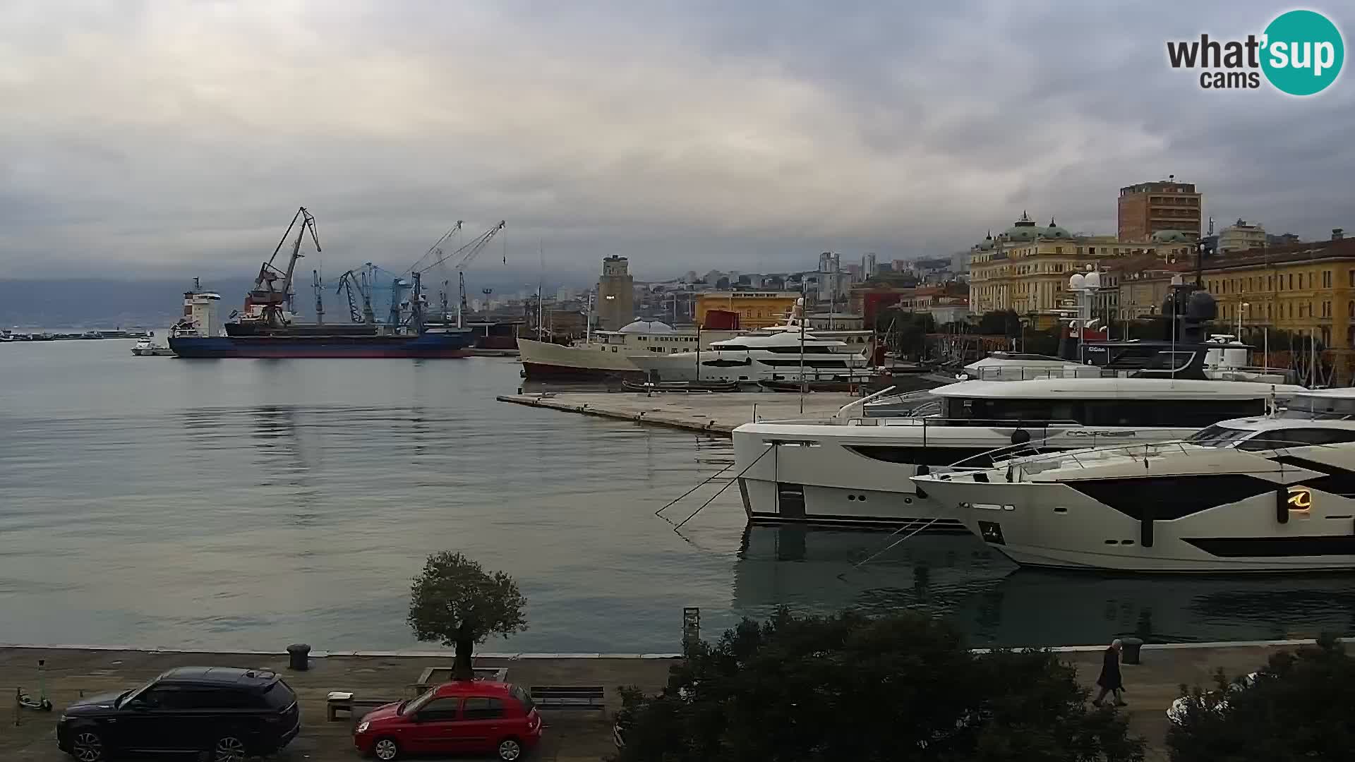 La Riva y Marina en Rijeka – Webcam en vivo Croacia