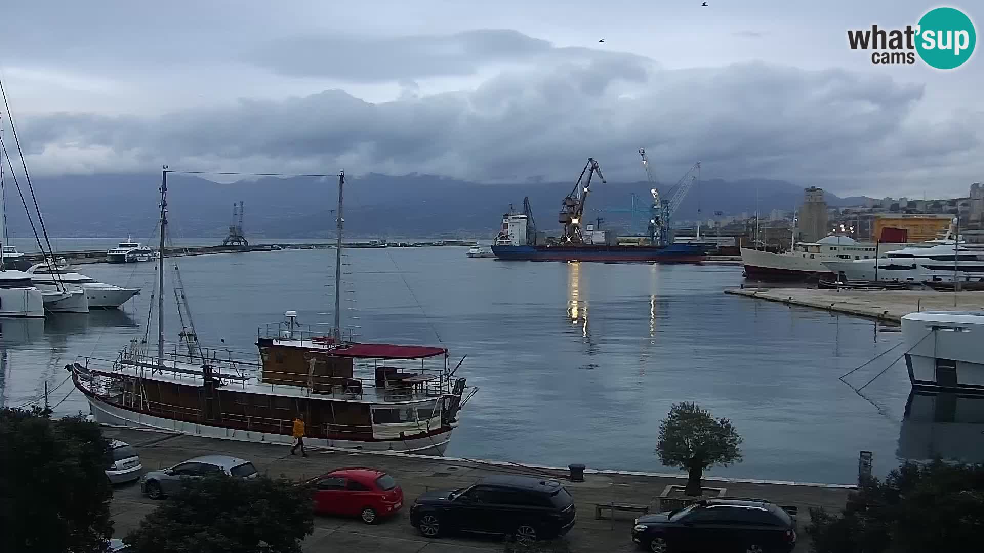 La Riva e la Marina a Rijeka (Fiume) – Live Webcam Croazia