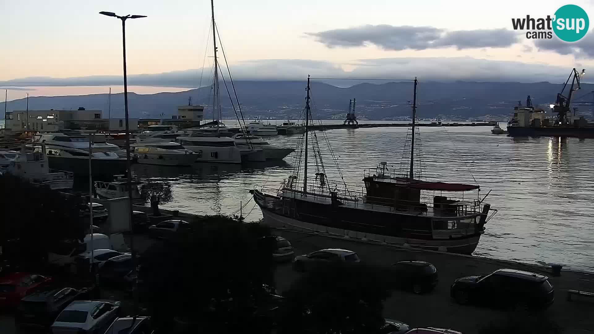 La Riva e la Marina a Rijeka (Fiume) – Live Webcam Croazia