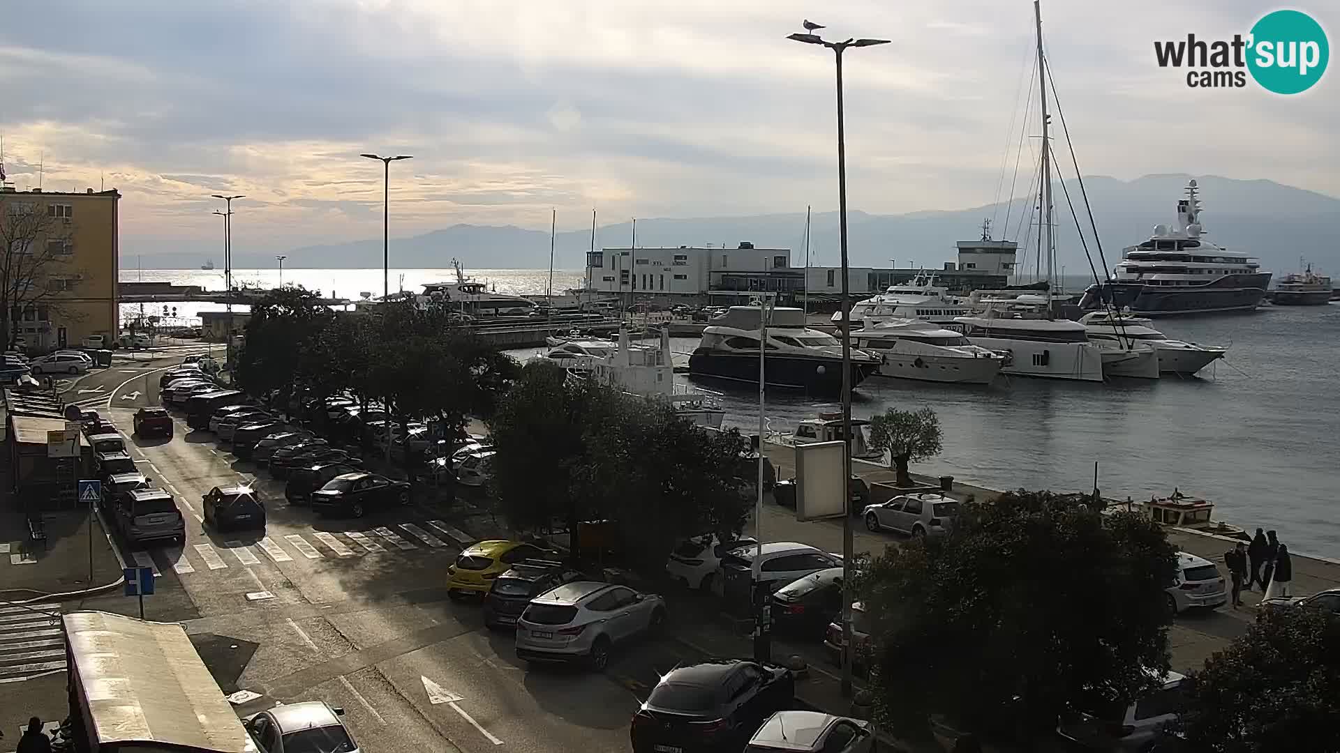 La Riva et Marina à Rijeka – Live Webcam Croatie