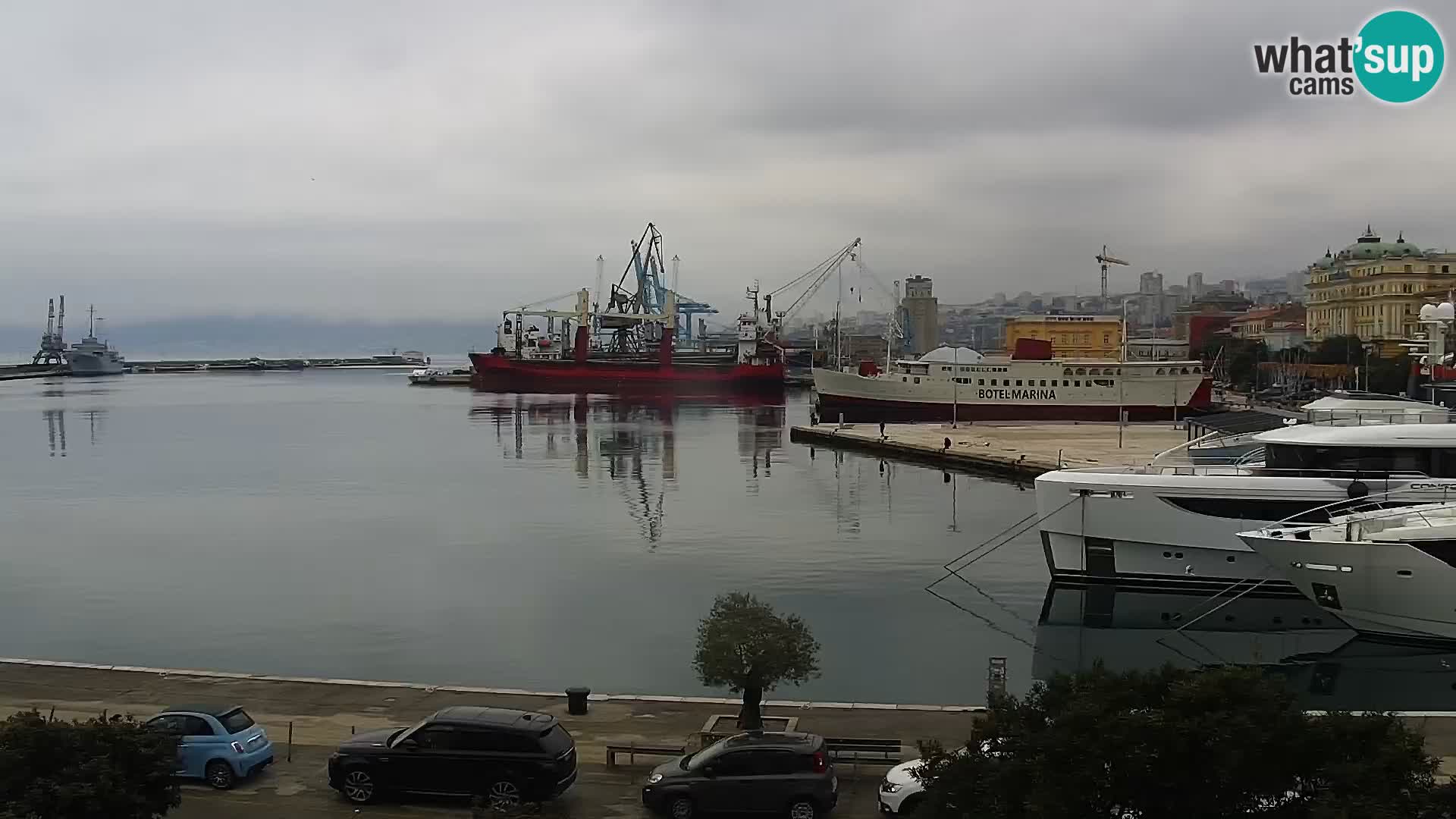 La Riva y Marina en Rijeka – Webcam en vivo Croacia