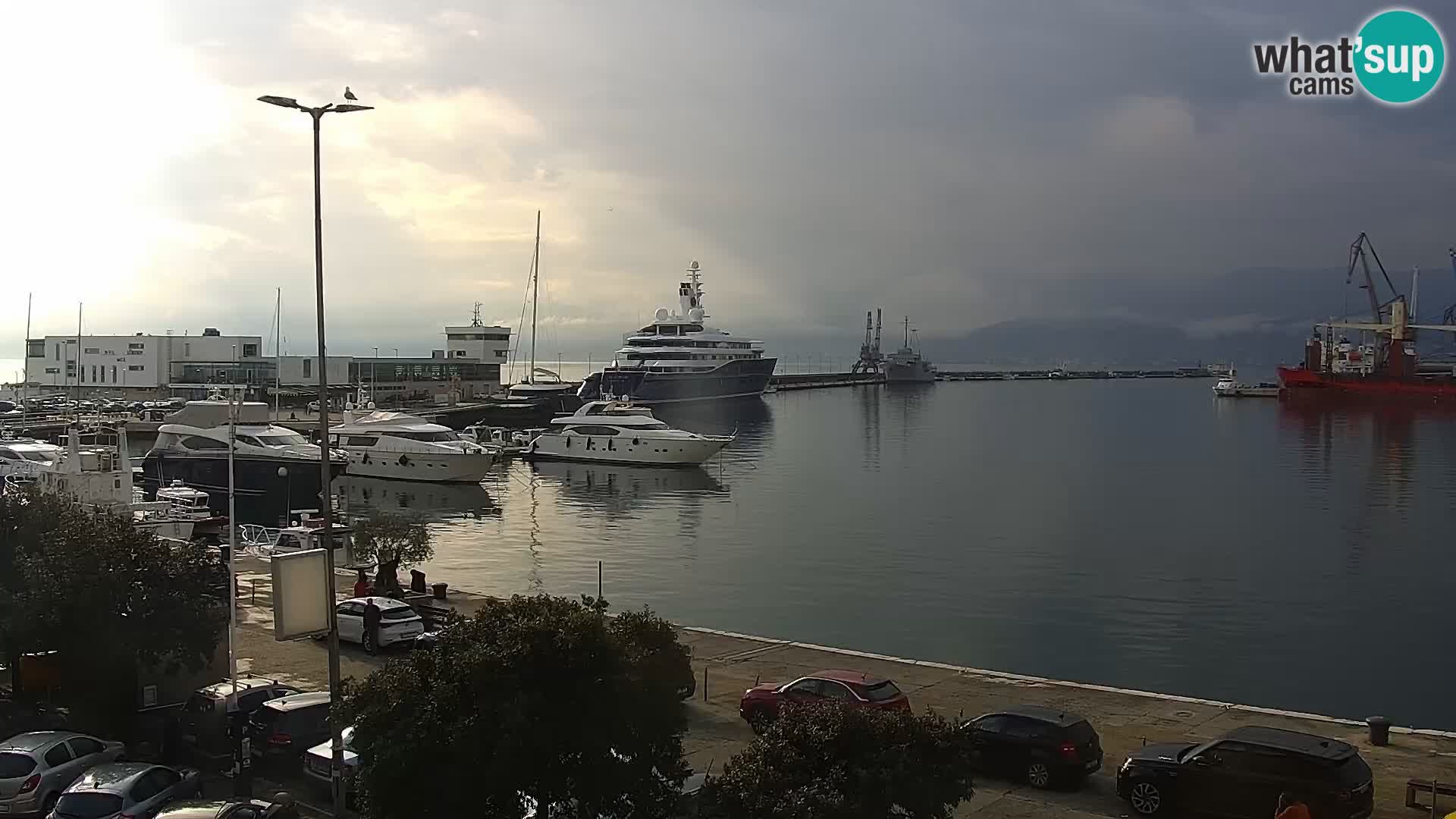 La Riva et Marina à Rijeka – Live Webcam Croatie