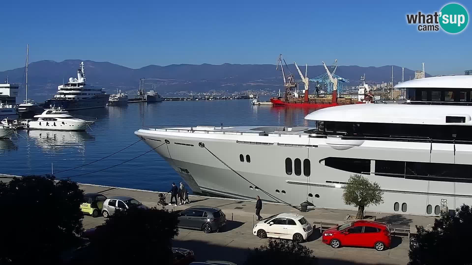 La Riva y Marina en Rijeka – Webcam en vivo Croacia