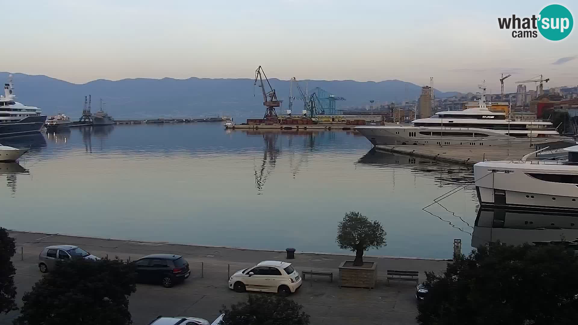 Die Riva und Marina in Rijeka – Live Webcam Kroatien