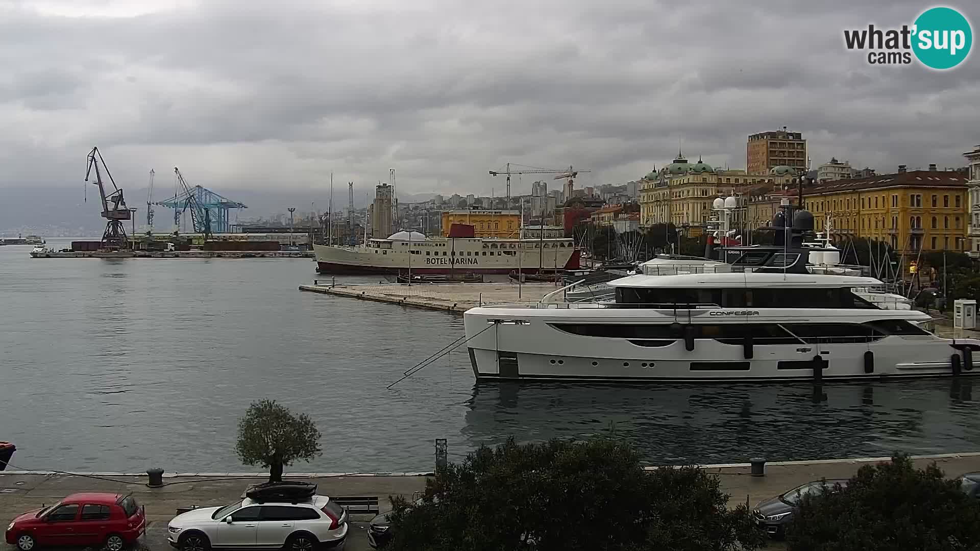 La Riva y Marina en Rijeka – Webcam en vivo Croacia