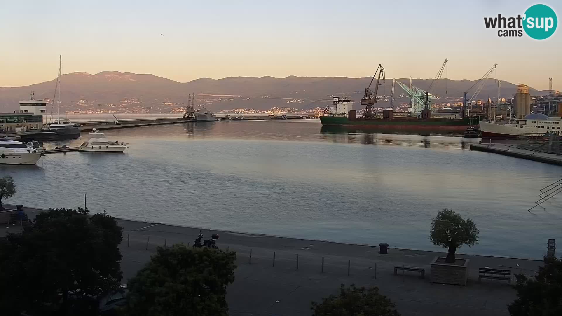 Die Riva und Marina in Rijeka – Live Webcam Kroatien