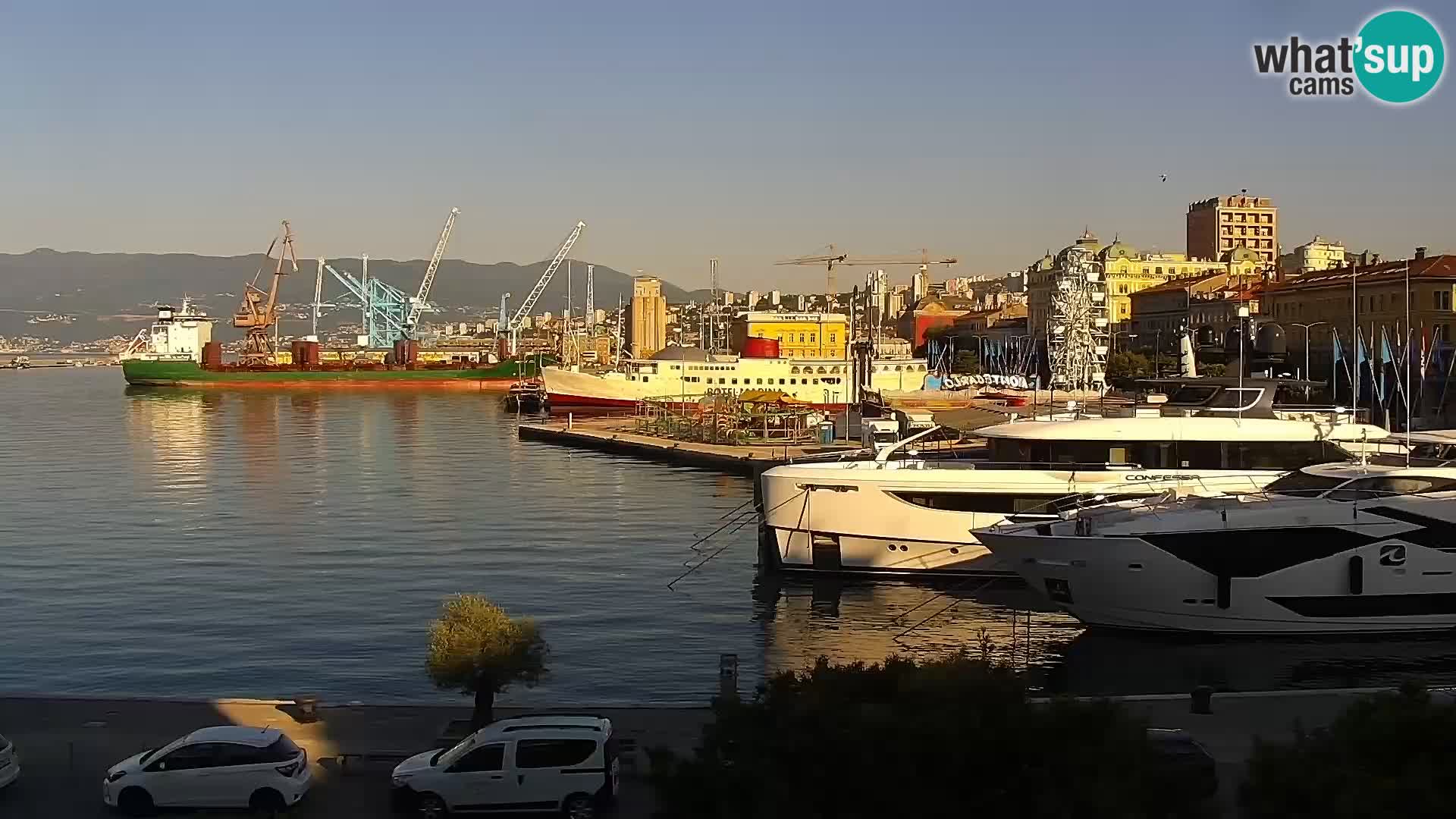 Rijeka – luka i ulica Riva