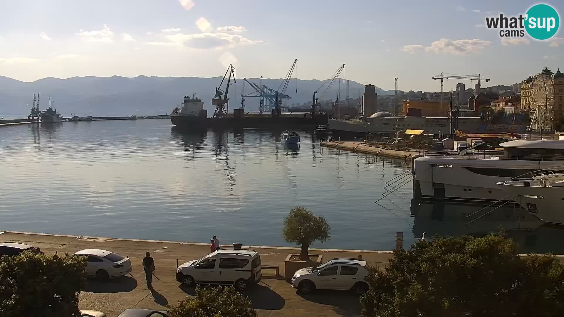 La Riva y Marina en Rijeka – Webcam en vivo Croacia