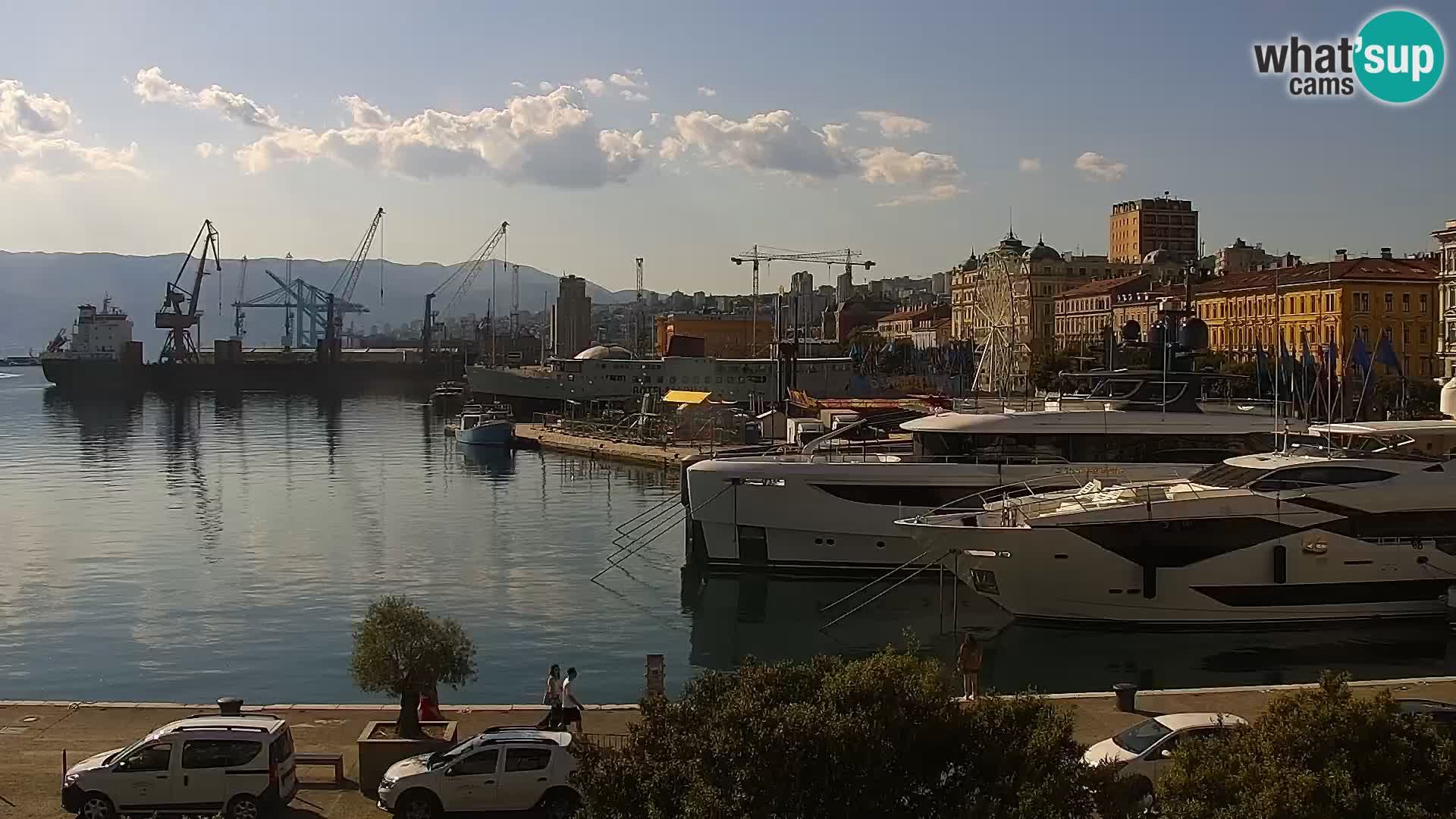 Riva i Marina u Rijeci – Web kamera uživo u Hrvatskoj