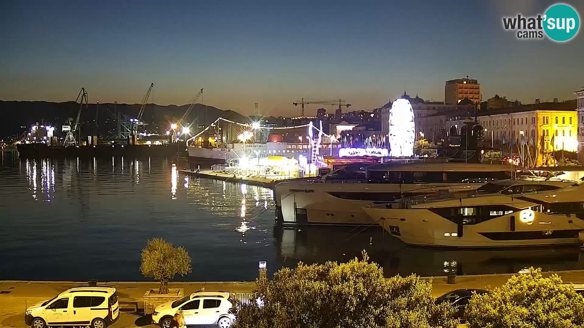 La Riva y Marina en Rijeka – Webcam en vivo Croacia