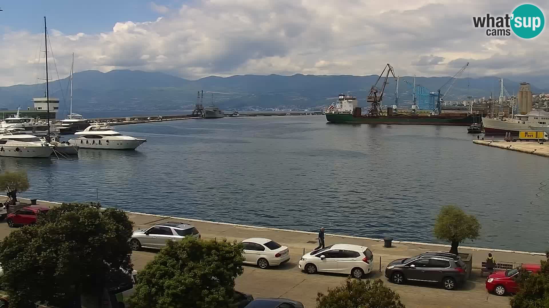 La Riva y Marina en Rijeka – Webcam en vivo Croacia