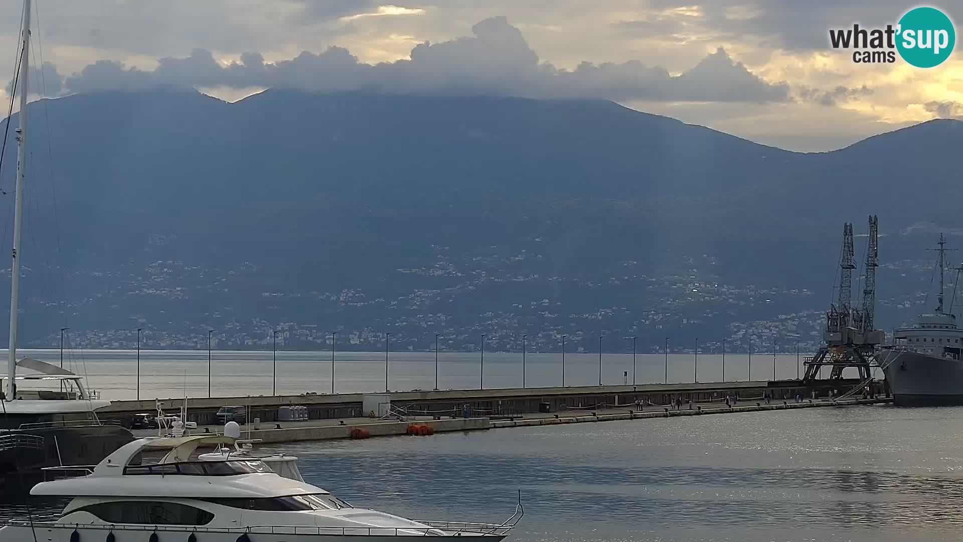 Die Riva und Marina in Rijeka – Live Webcam Kroatien