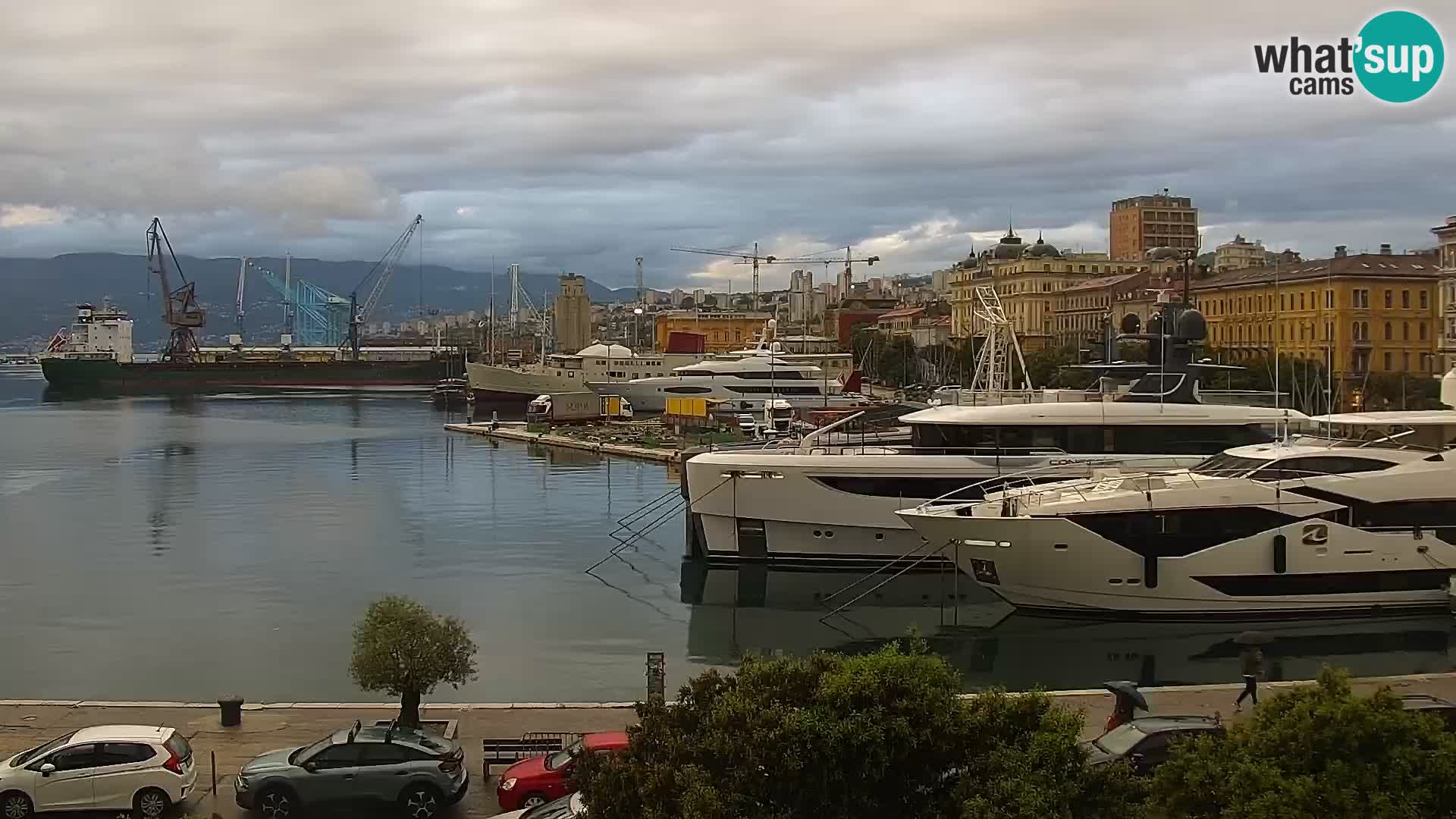 La Riva y Marina en Rijeka – Webcam en vivo Croacia