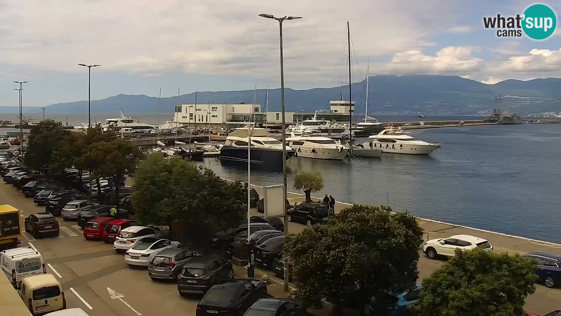 La Riva y Marina en Rijeka – Webcam en vivo Croacia