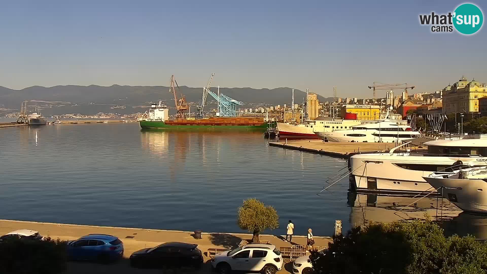 Riva i Marina u Rijeci – Web kamera uživo u Hrvatskoj