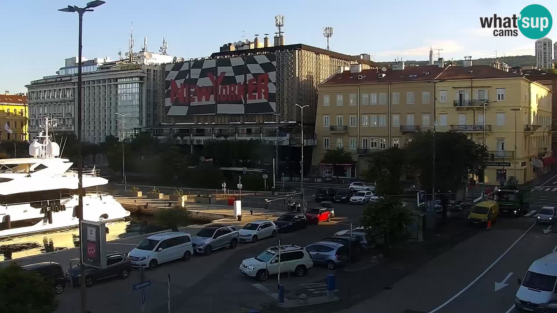 Riva i Marina u Rijeci – Web kamera uživo u Hrvatskoj