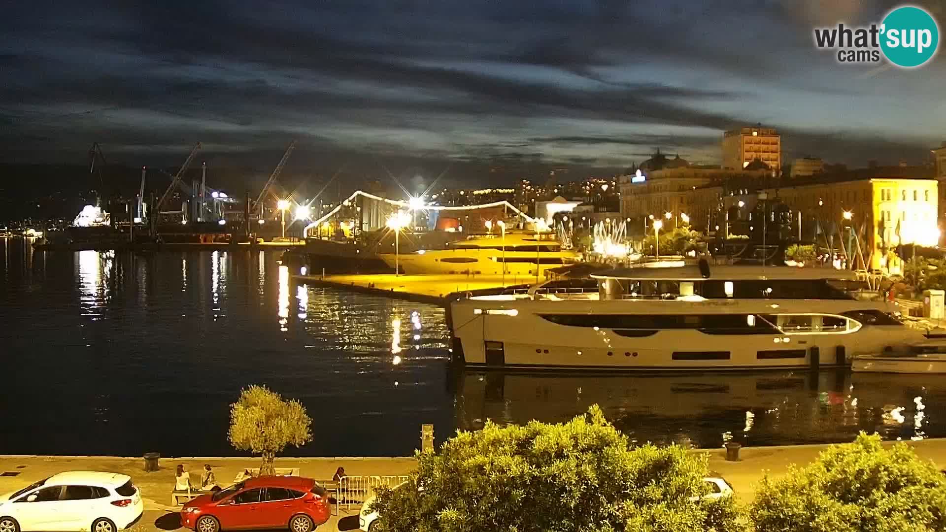 Riva i Marina u Rijeci – Web kamera uživo u Hrvatskoj